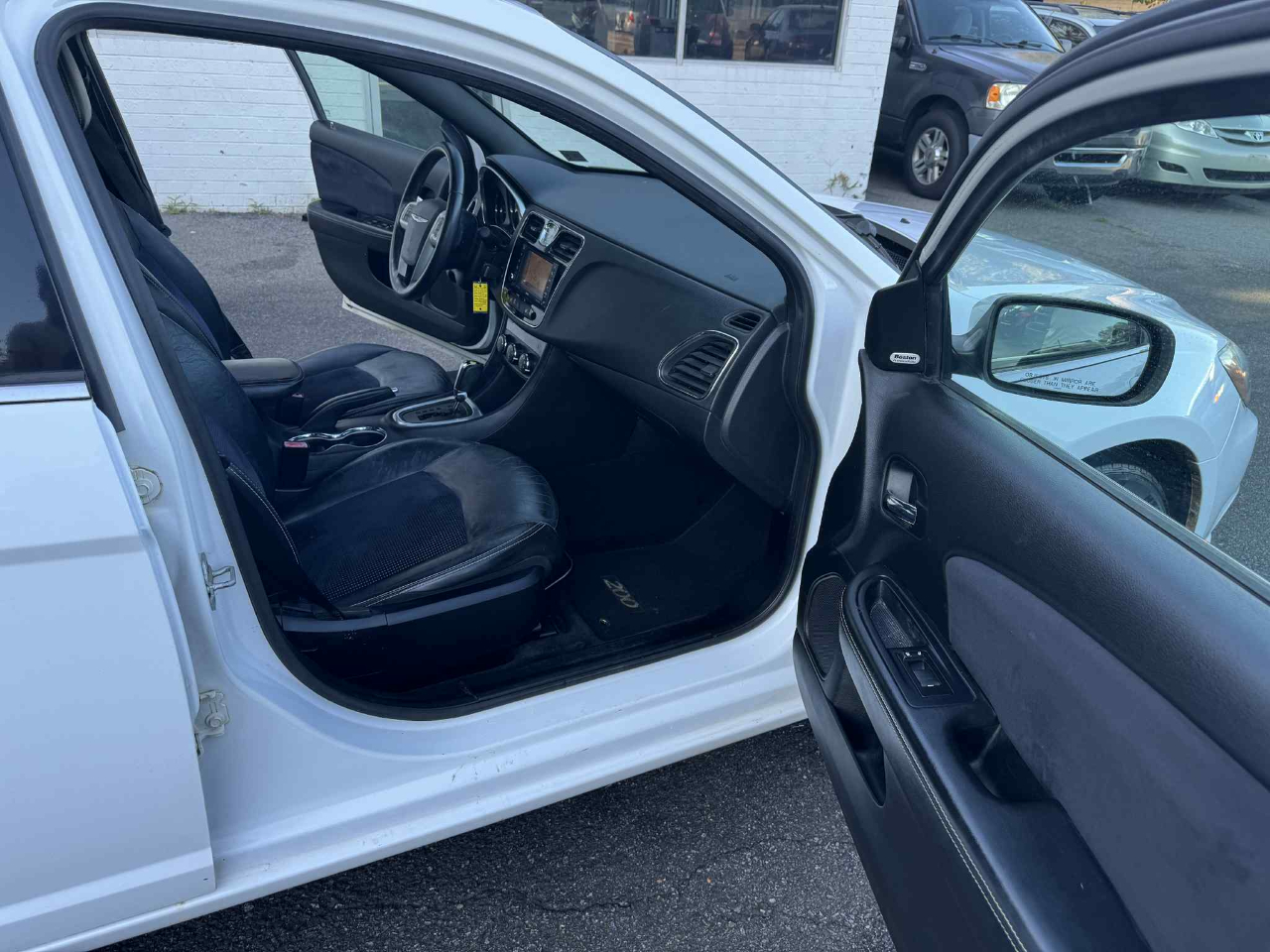 Chrysler 200 Limited 2013 Chrysler 200 Limited 2013