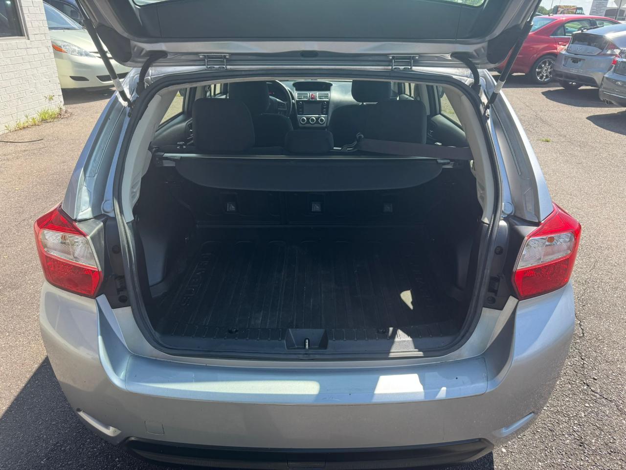 Subaru Impreza 2.0i Premium PZEV 5-Door 2015