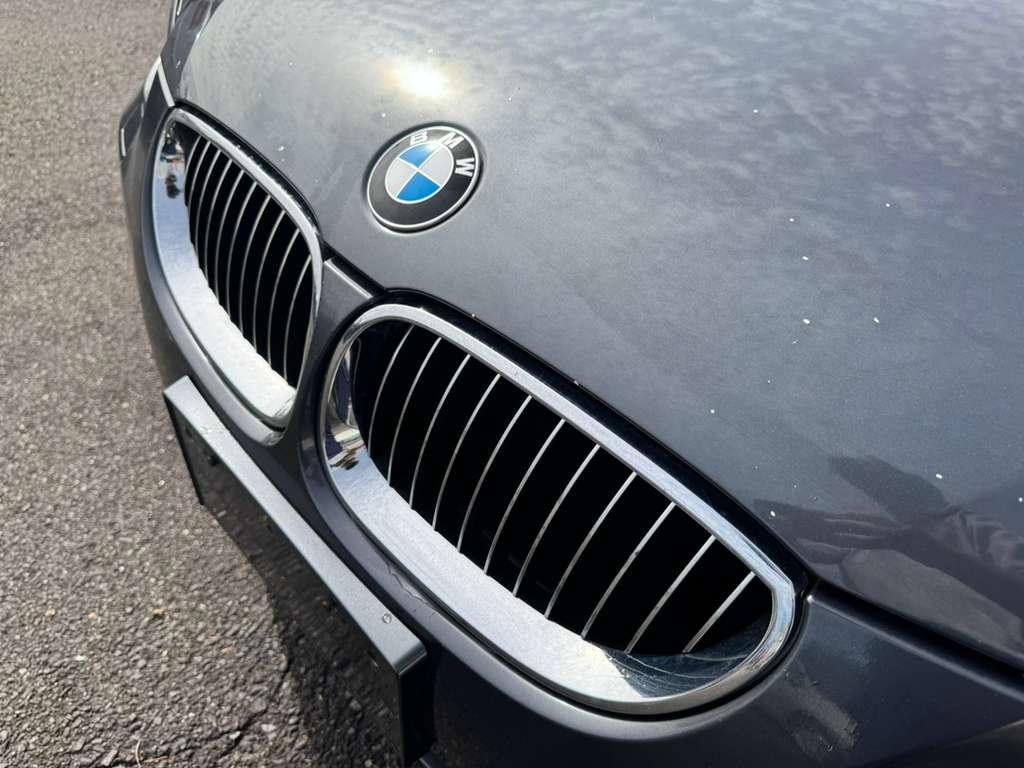 BMW 5-Series 528i 2010