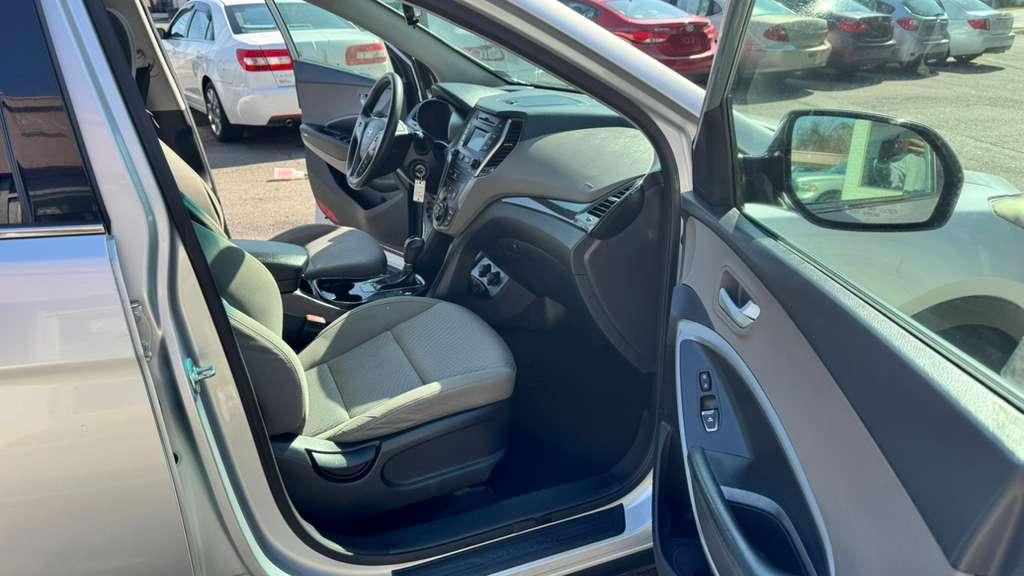 Hyundai Santa Fe SE AWD 2016