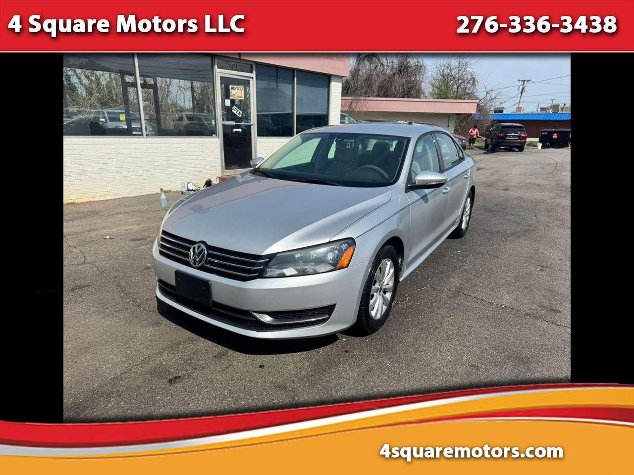 Volkswagen Passat 2.5L S W/Appearance 2012