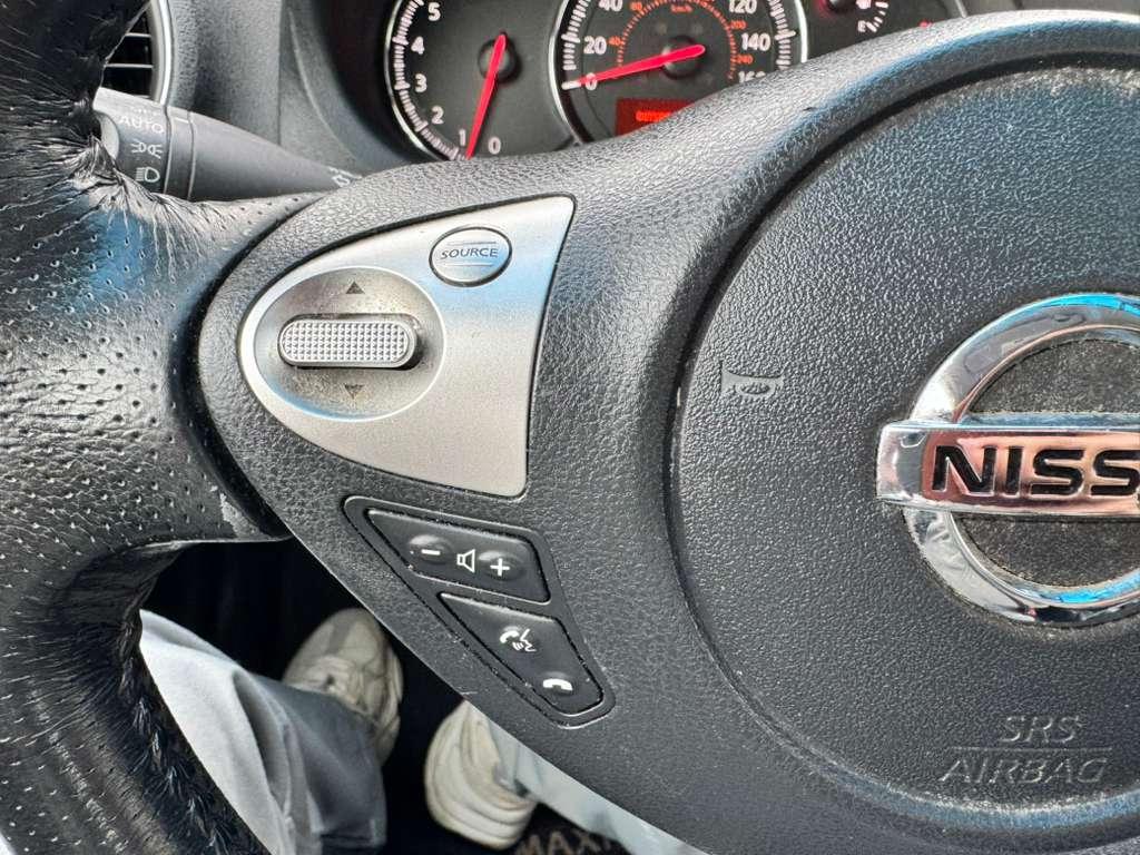 Nissan Maxima SV 2010