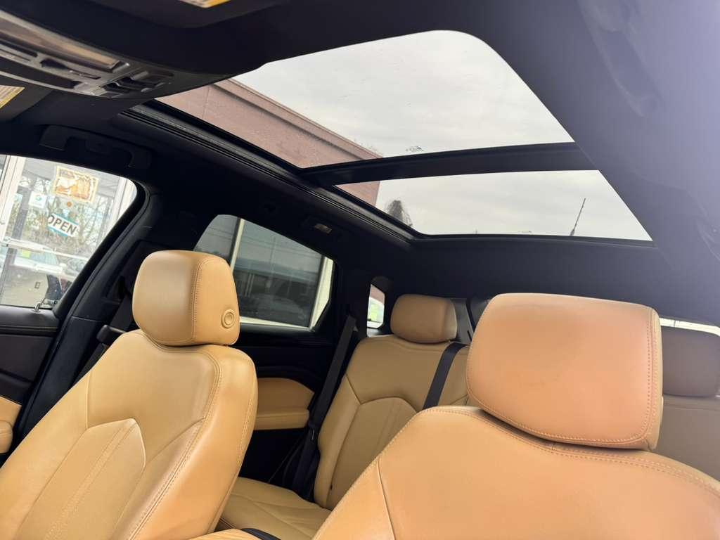 Cadillac SRX Luxury Collection FWD 2014