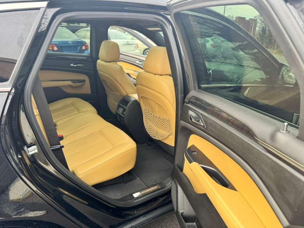 Cadillac SRX Luxury Collection FWD 2014