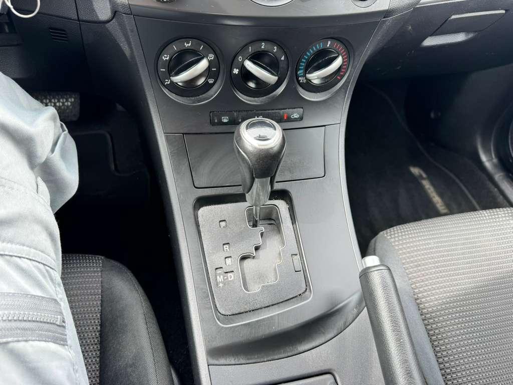 Mazda MAZDA3 I Touring 5-Door 2012