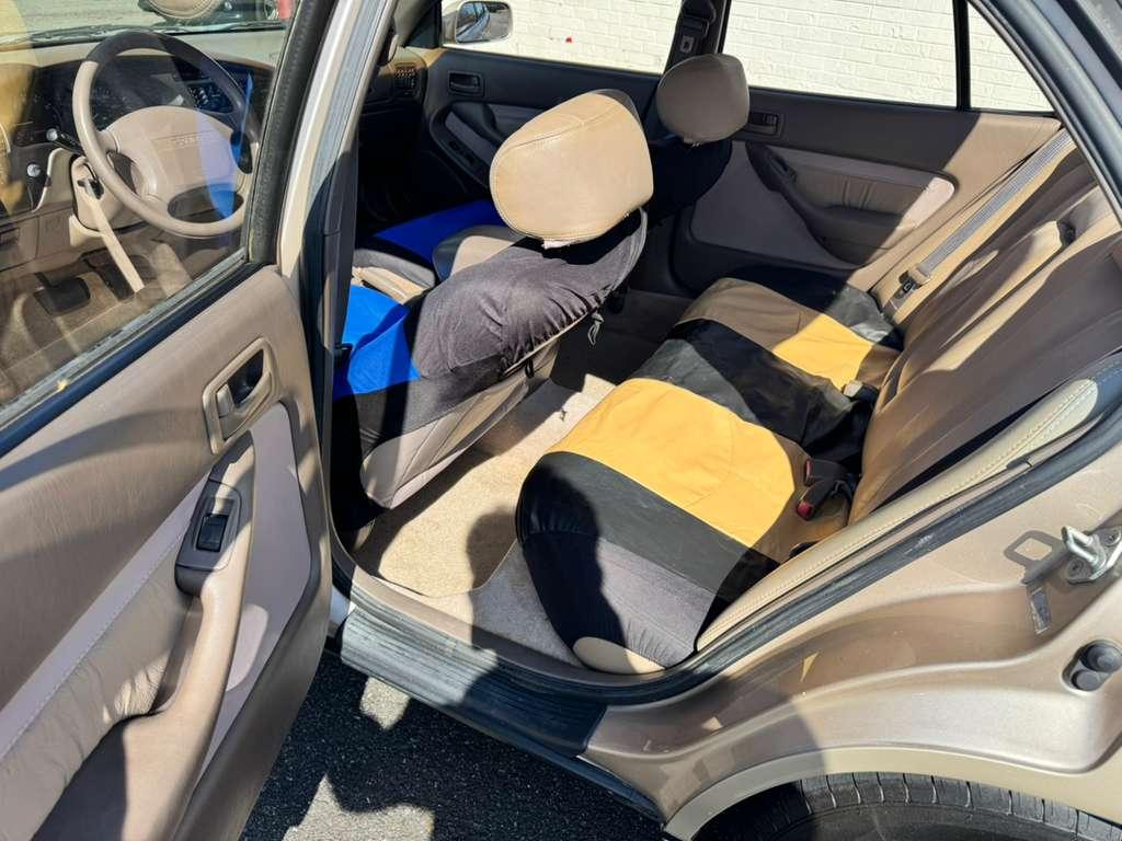 Toyota Camry LE 1995