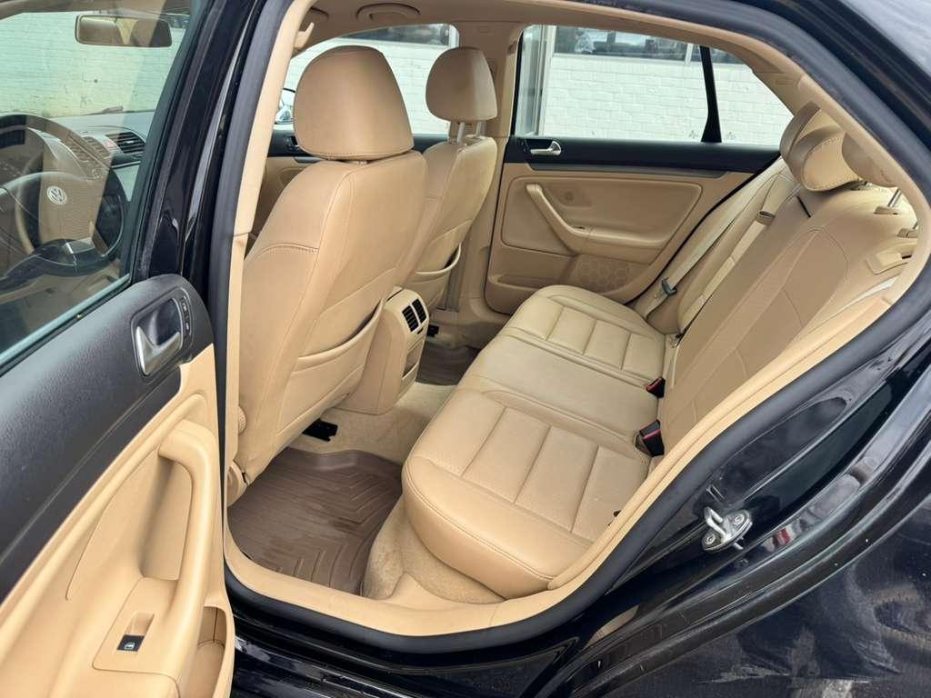 Volkswagen Jetta SE 2008