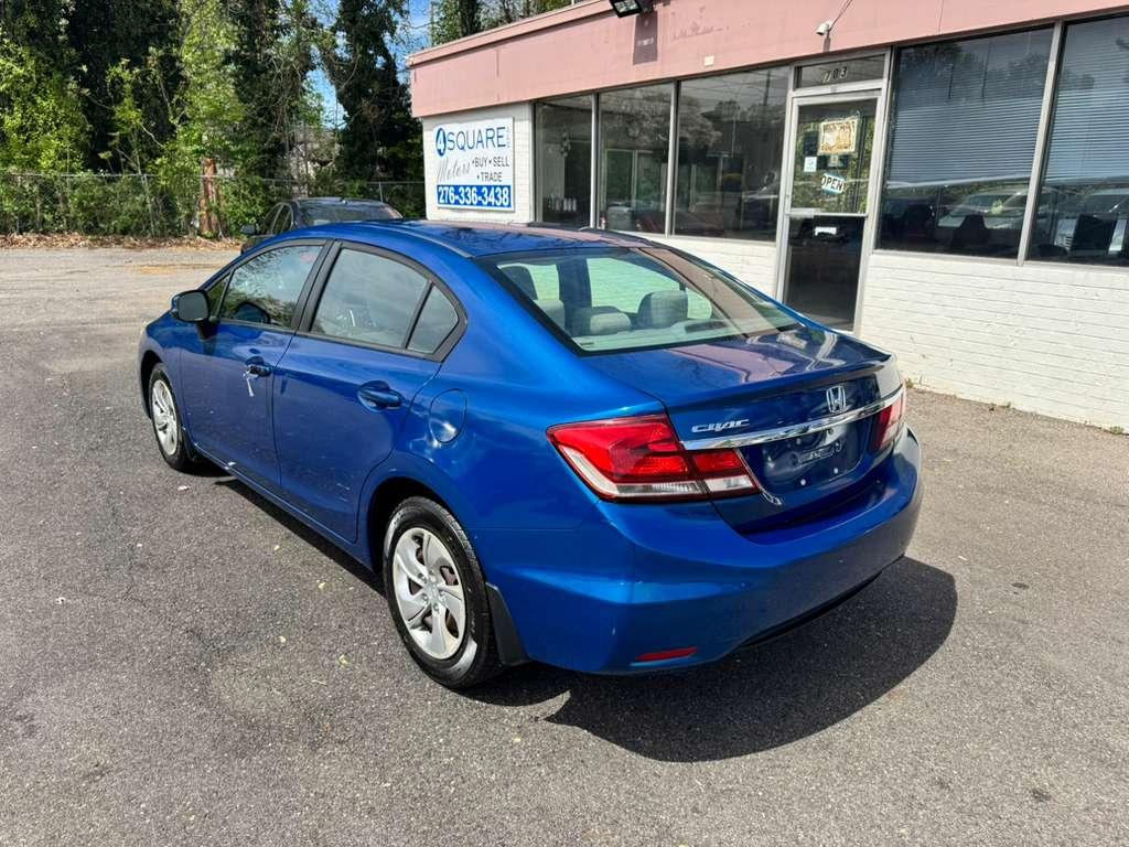 Honda Civic LX Sedan 5-Speed AT 2013