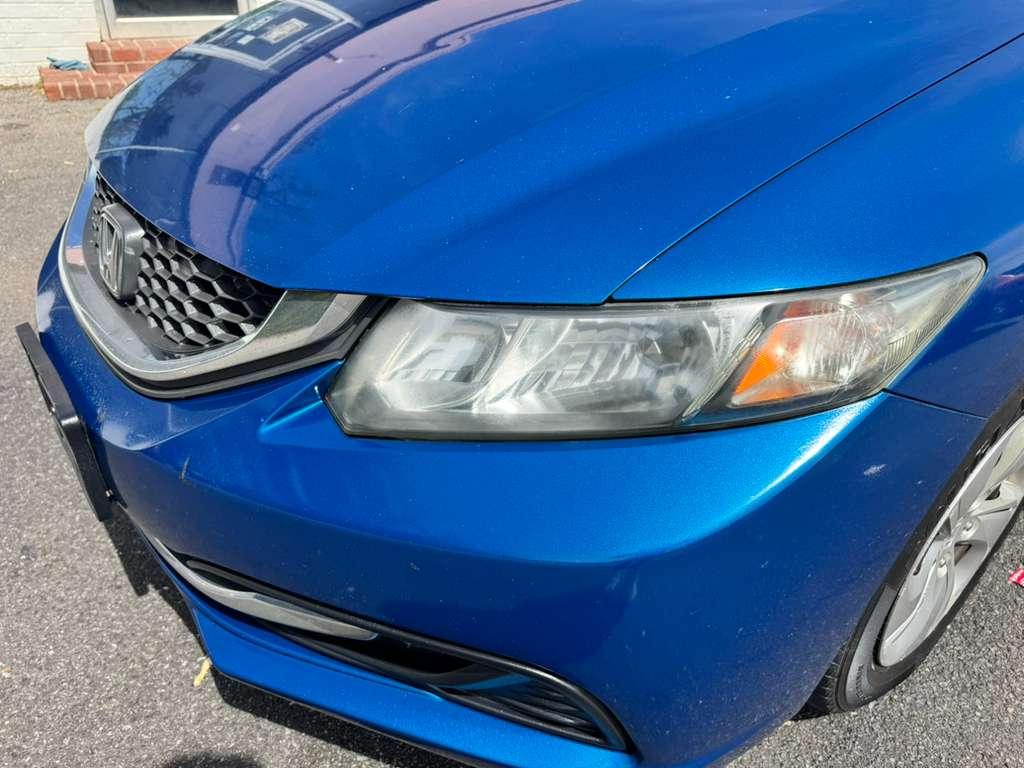 Honda Civic LX Sedan 5-Speed AT 2013