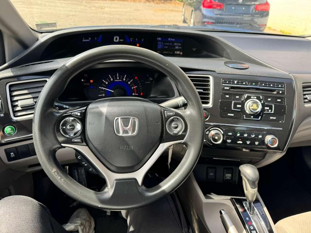 Honda Civic LX Sedan 5-Speed AT 2013