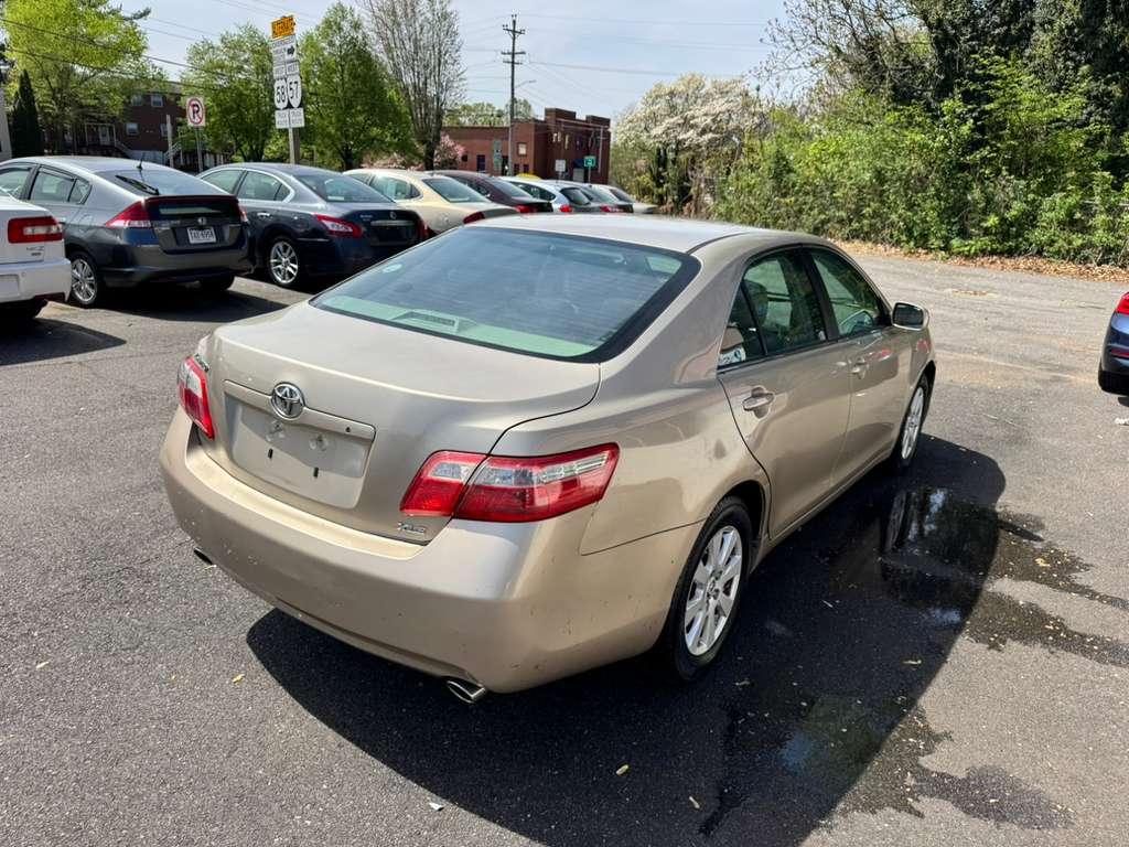Toyota Camry LE V6 6-Spd AT 2009