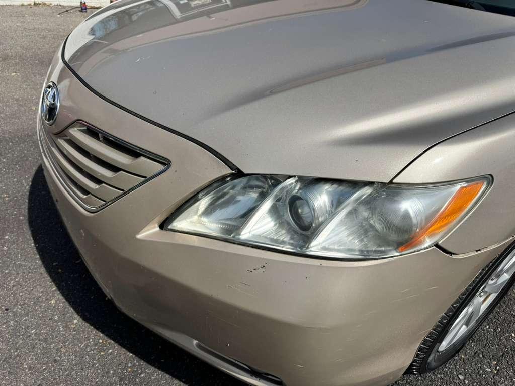 Toyota Camry LE V6 6-Spd AT 2009