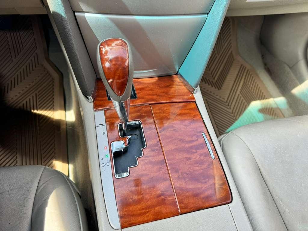 Toyota Camry LE V6 6-Spd AT 2009