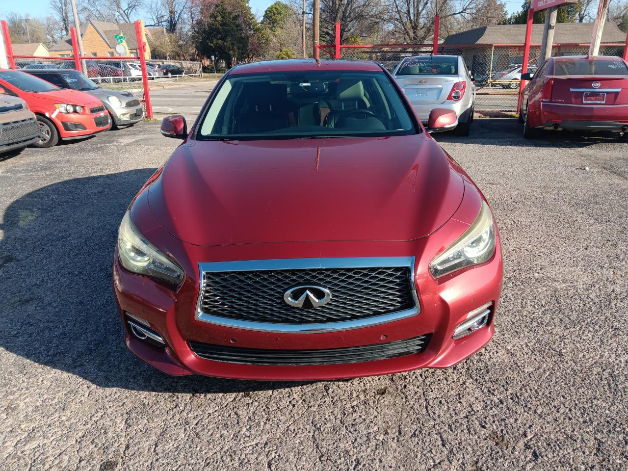 Infiniti Q50  2014