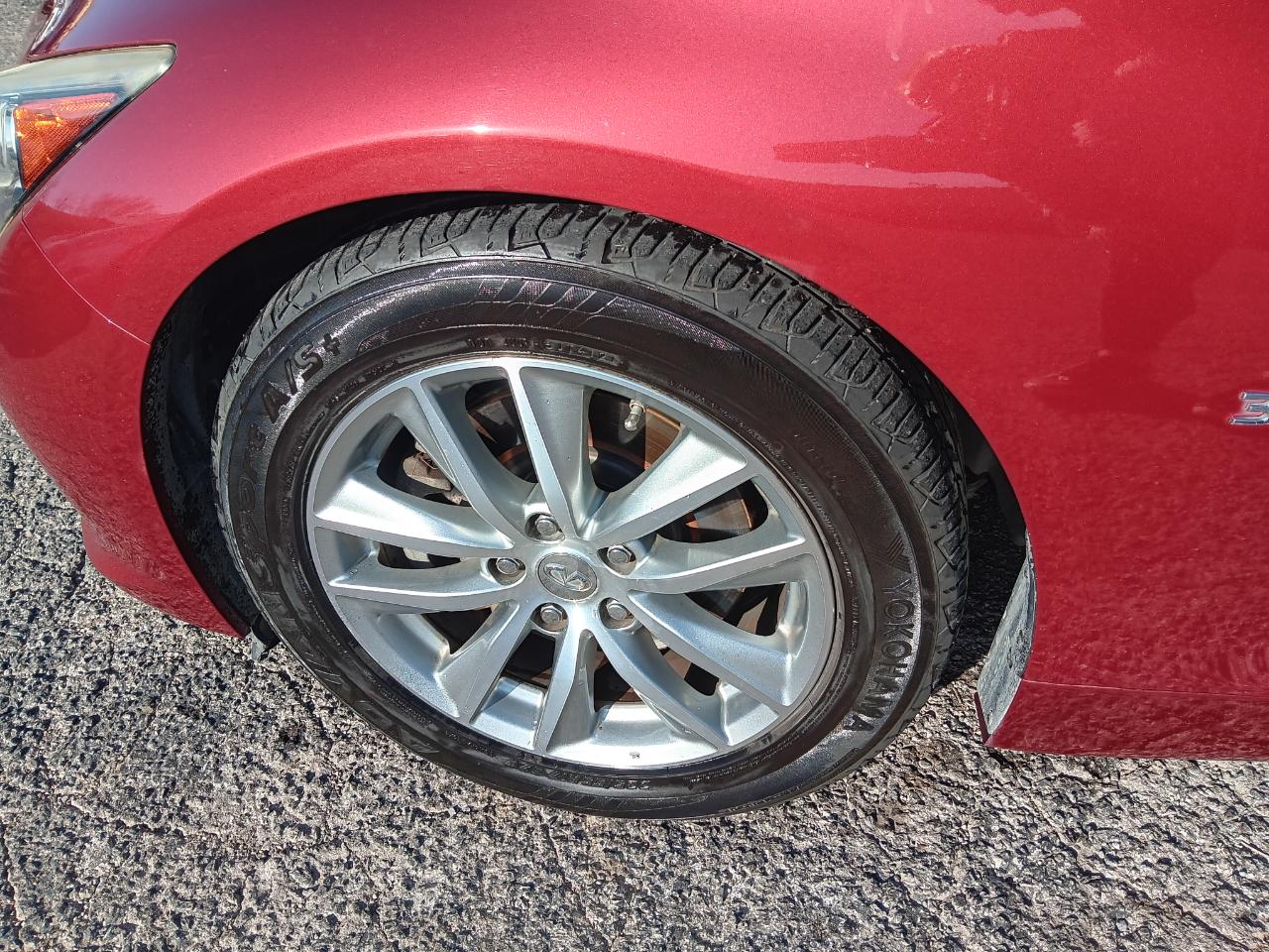 Infiniti Q50  2014