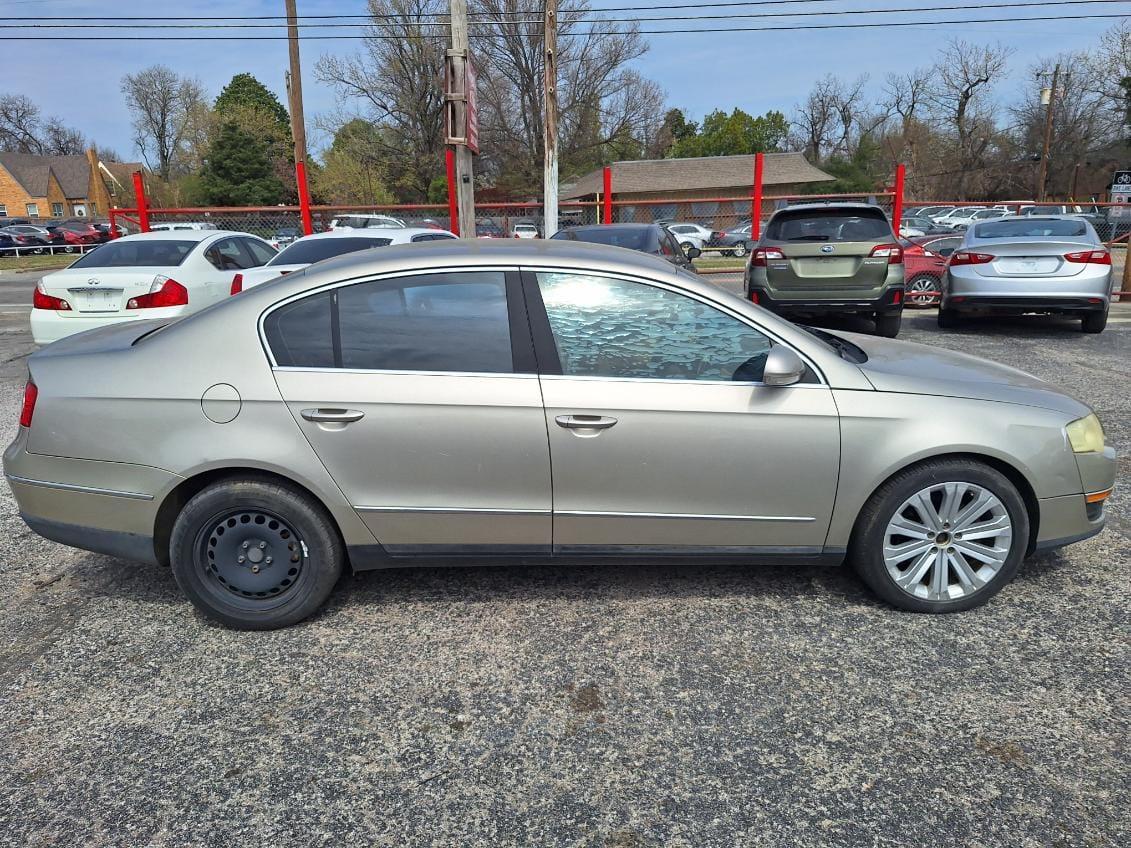 Volkswagen Passat  2006