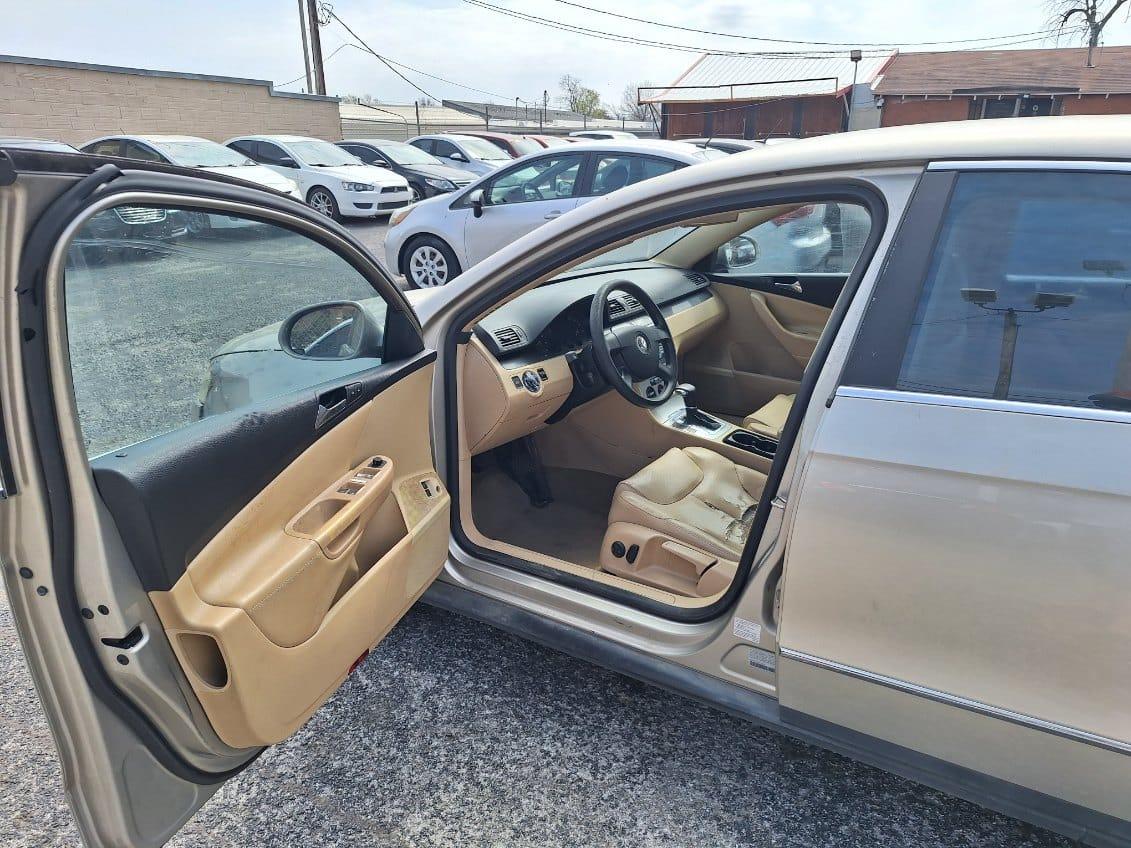Volkswagen Passat  2006
