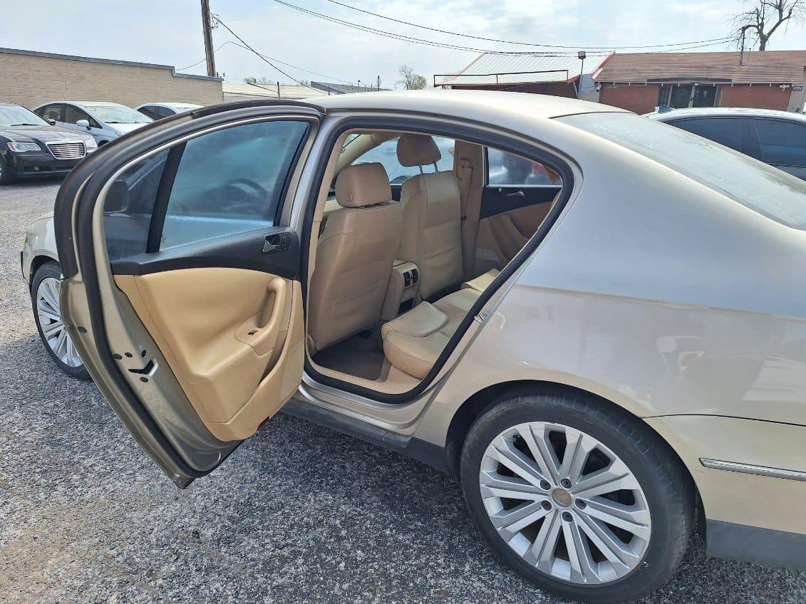 Volkswagen Passat  2006