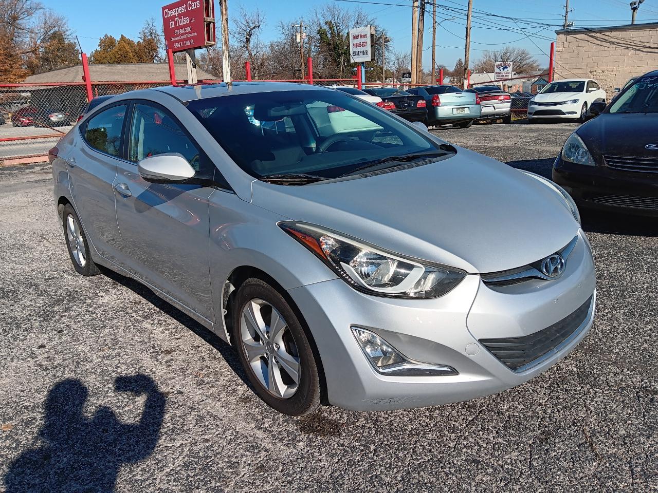 Hyundai Elantra  2016