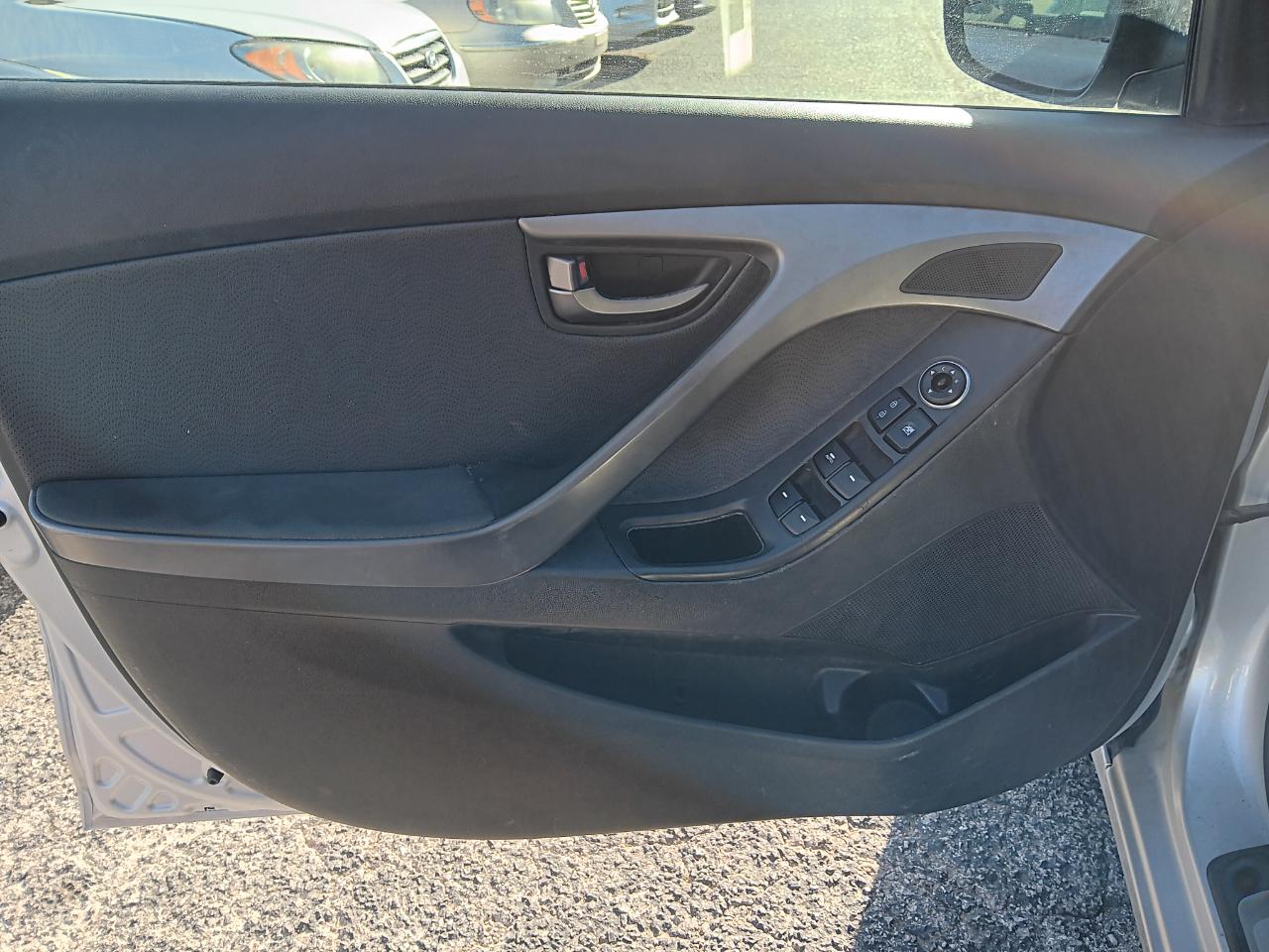 Hyundai Elantra  2016