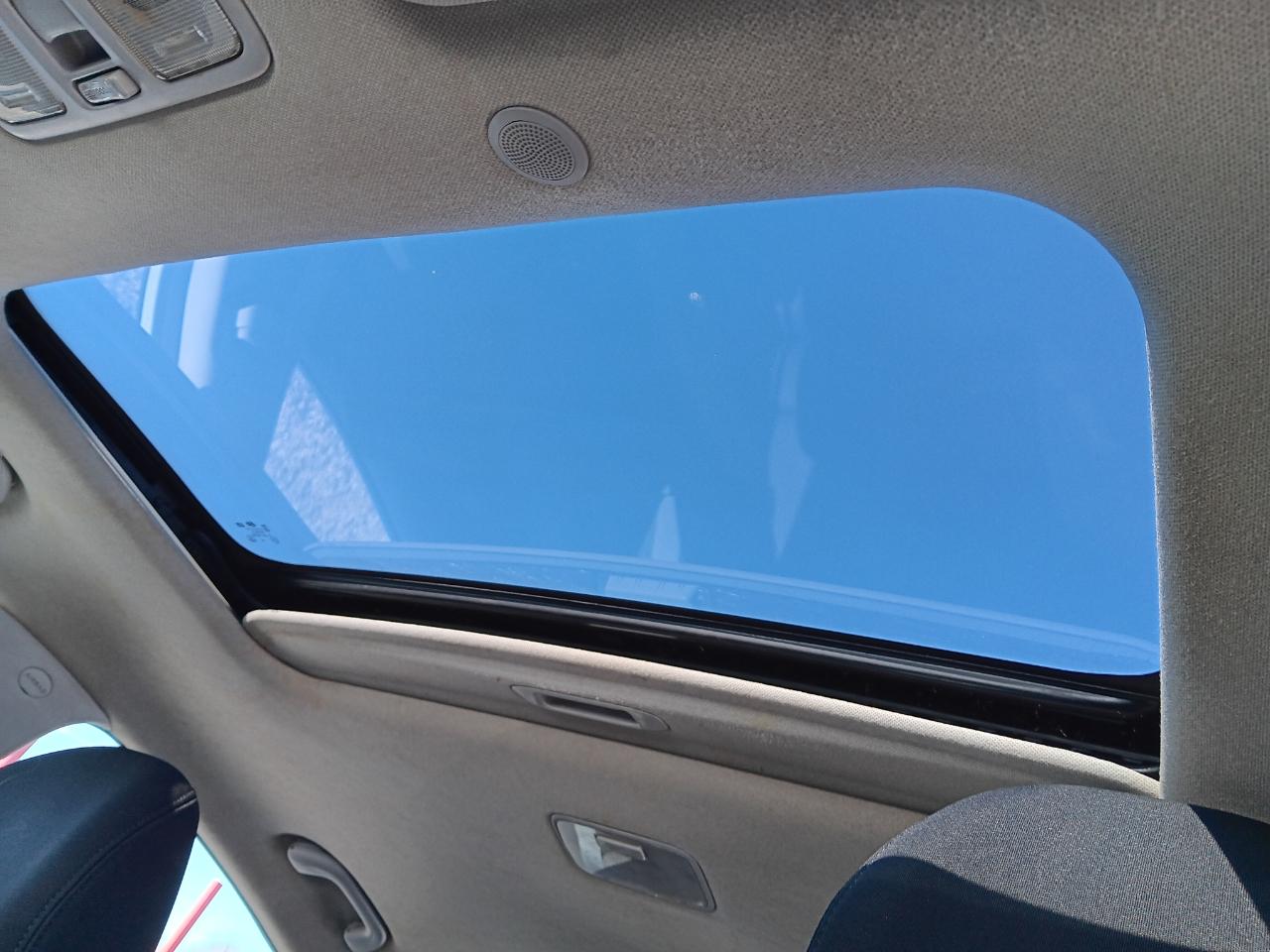 Hyundai Elantra  2016