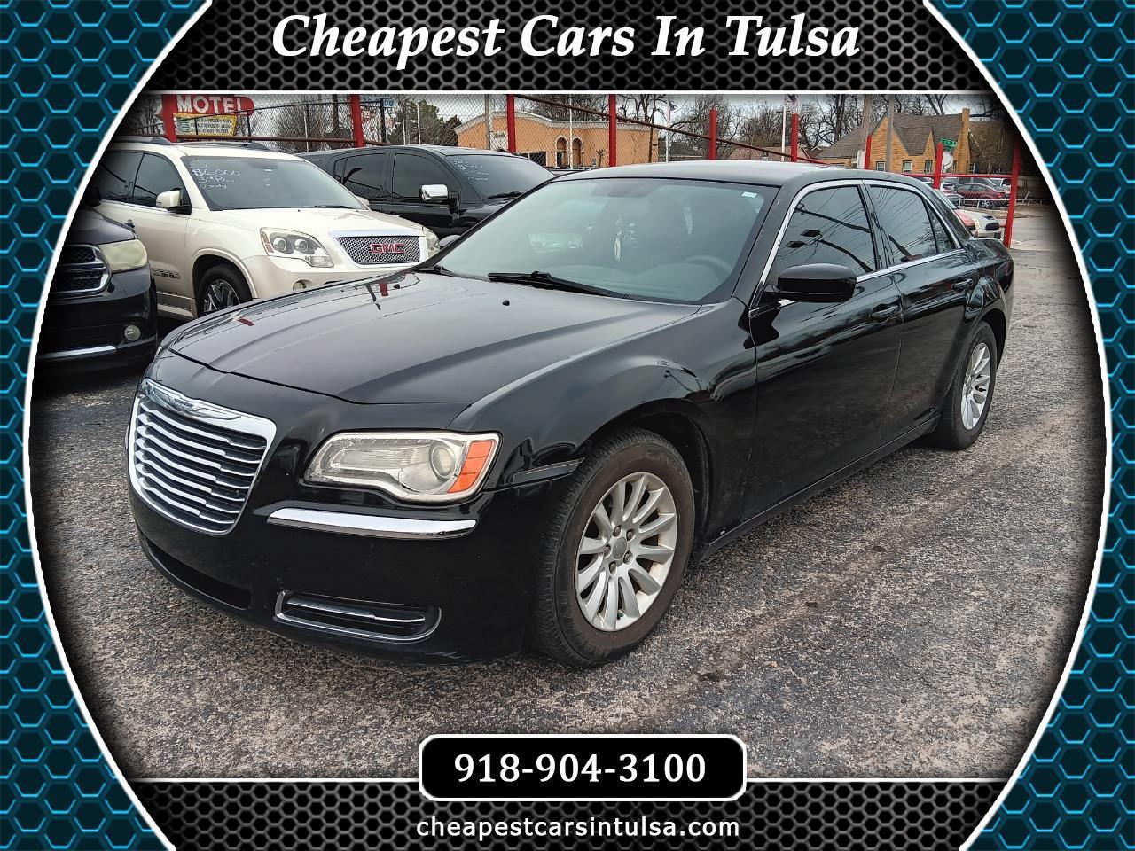 2013 Chrysler 300 -'s photo