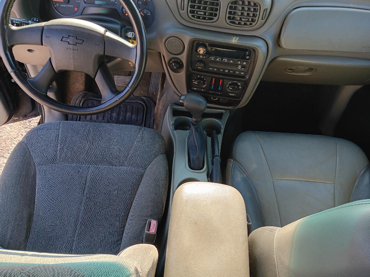 Chevrolet TrailBlazer  2004