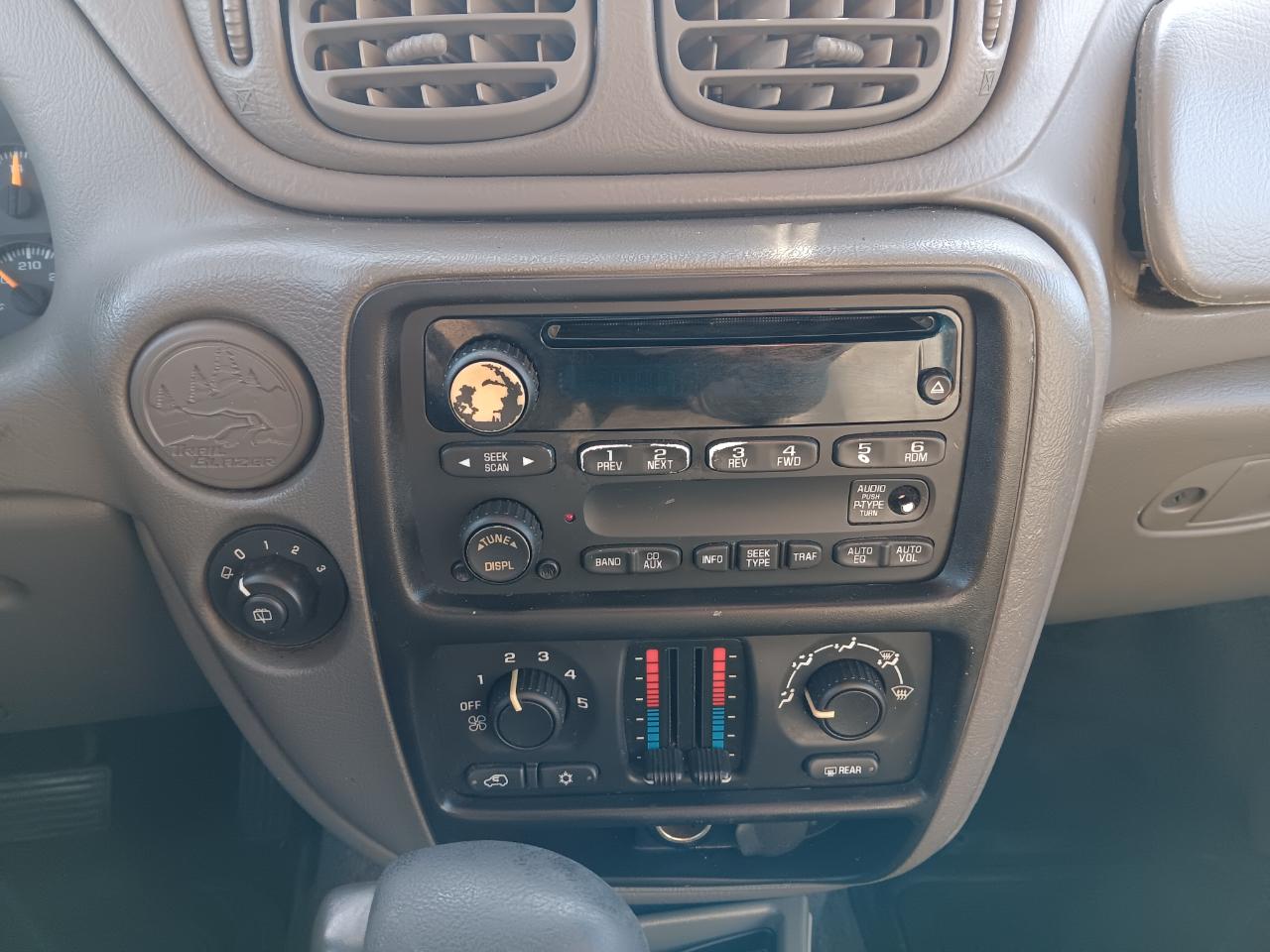 Chevrolet TrailBlazer  2004