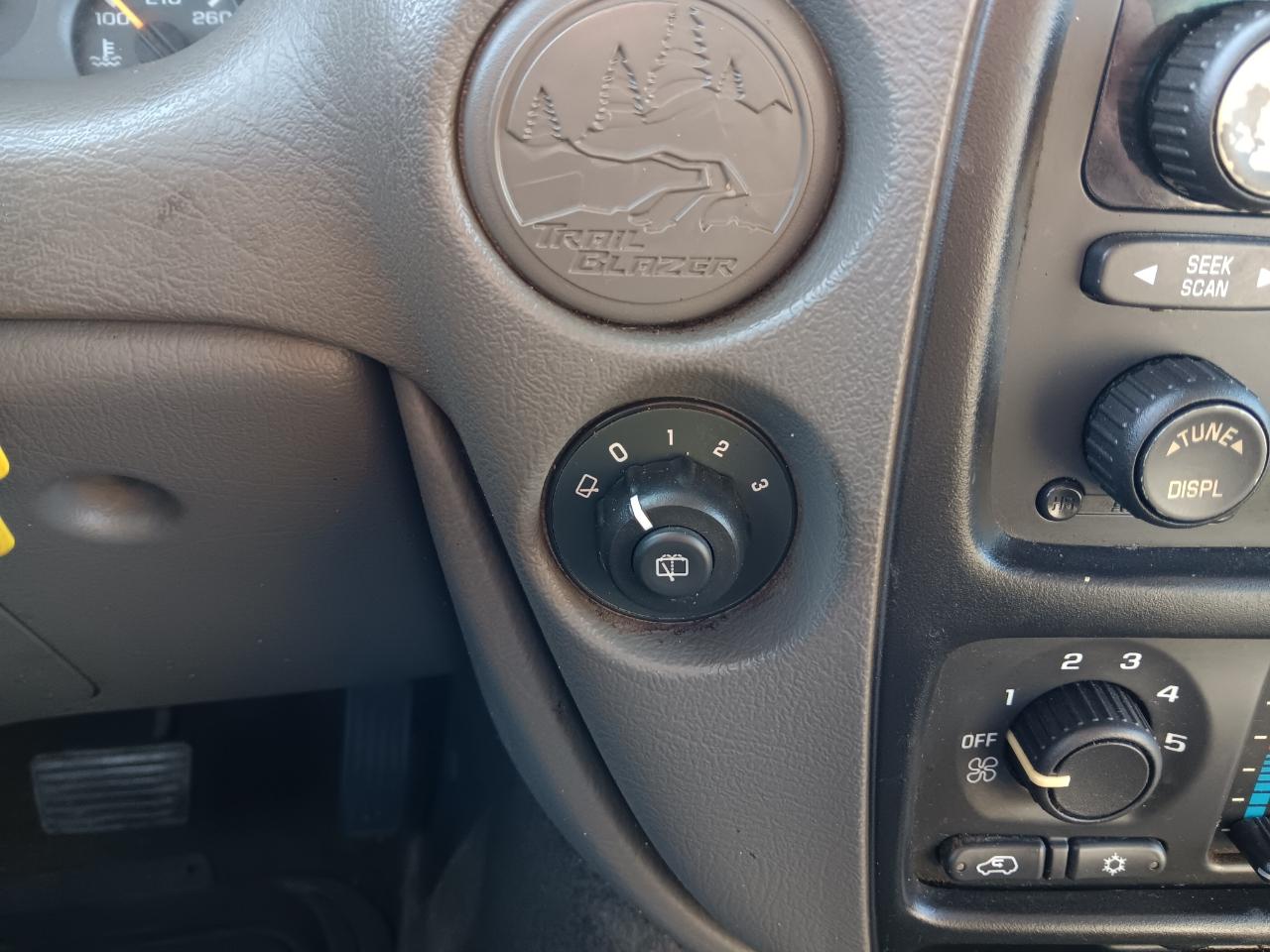 Chevrolet TrailBlazer  2004