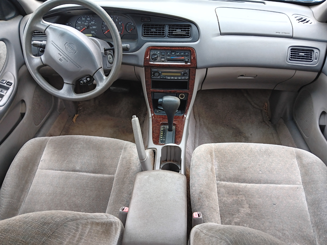 Nissan Altima  2001