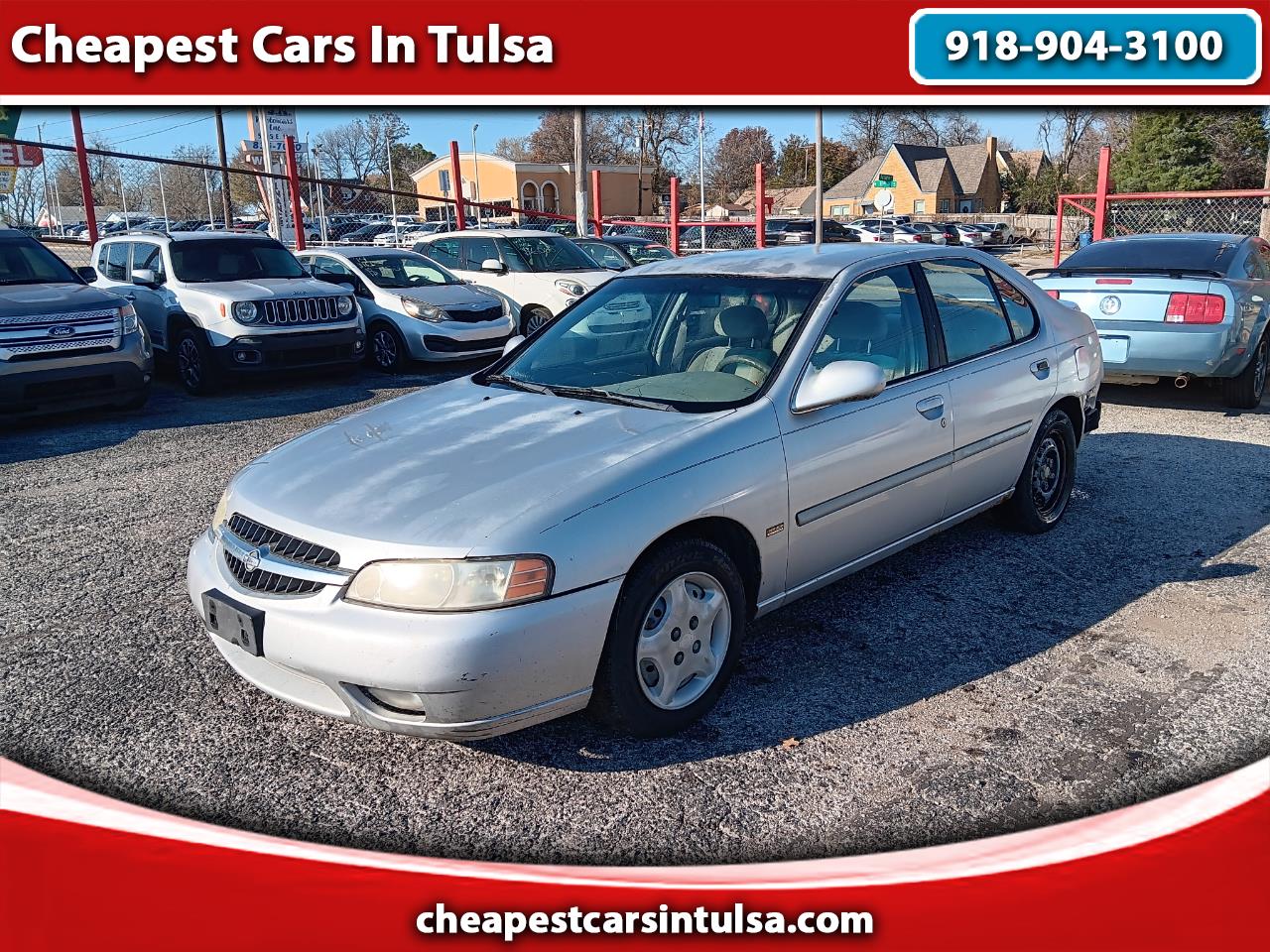 2001 Nissan Altima XE's photo