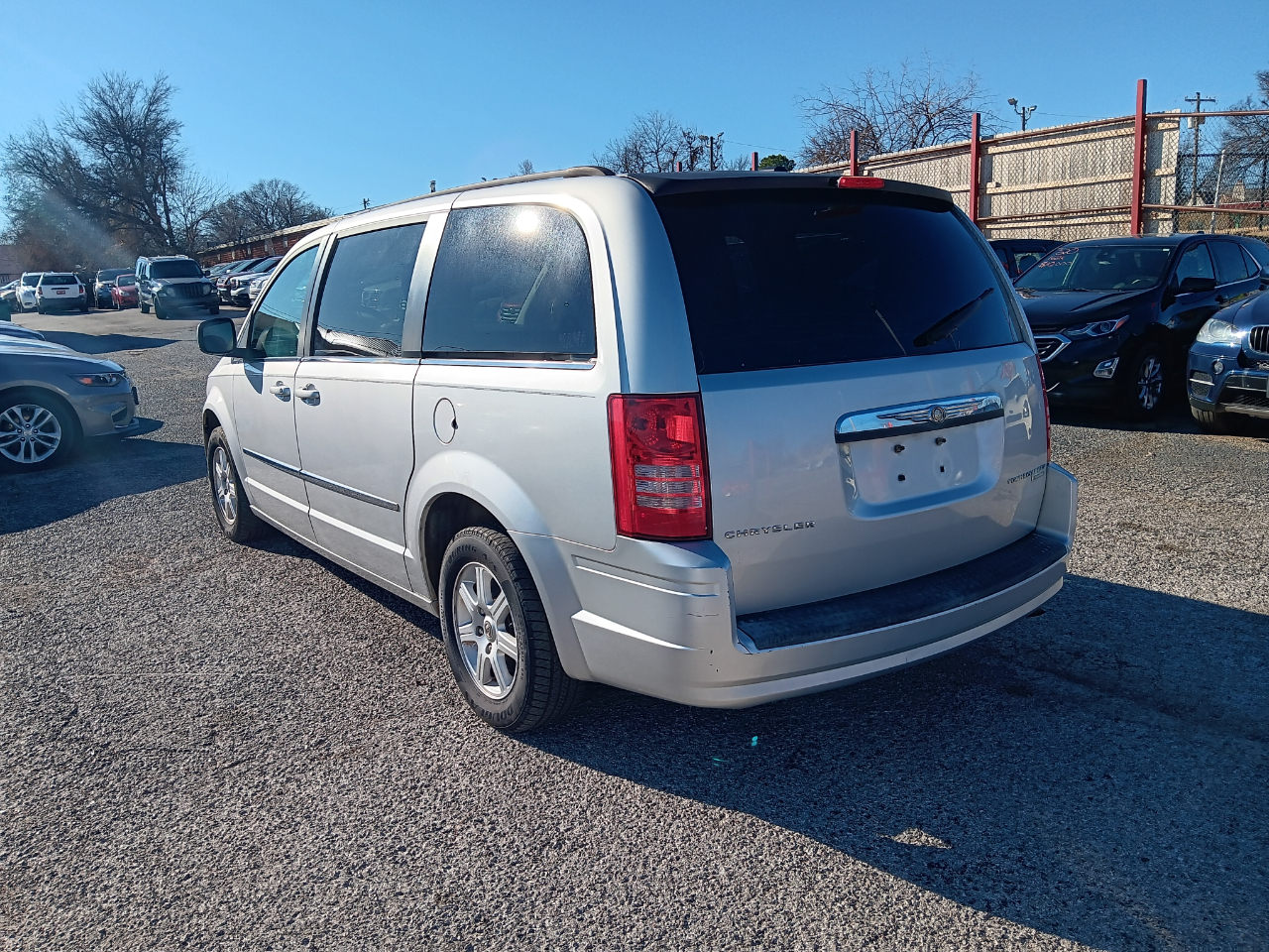 Chrysler Town & Country  2010