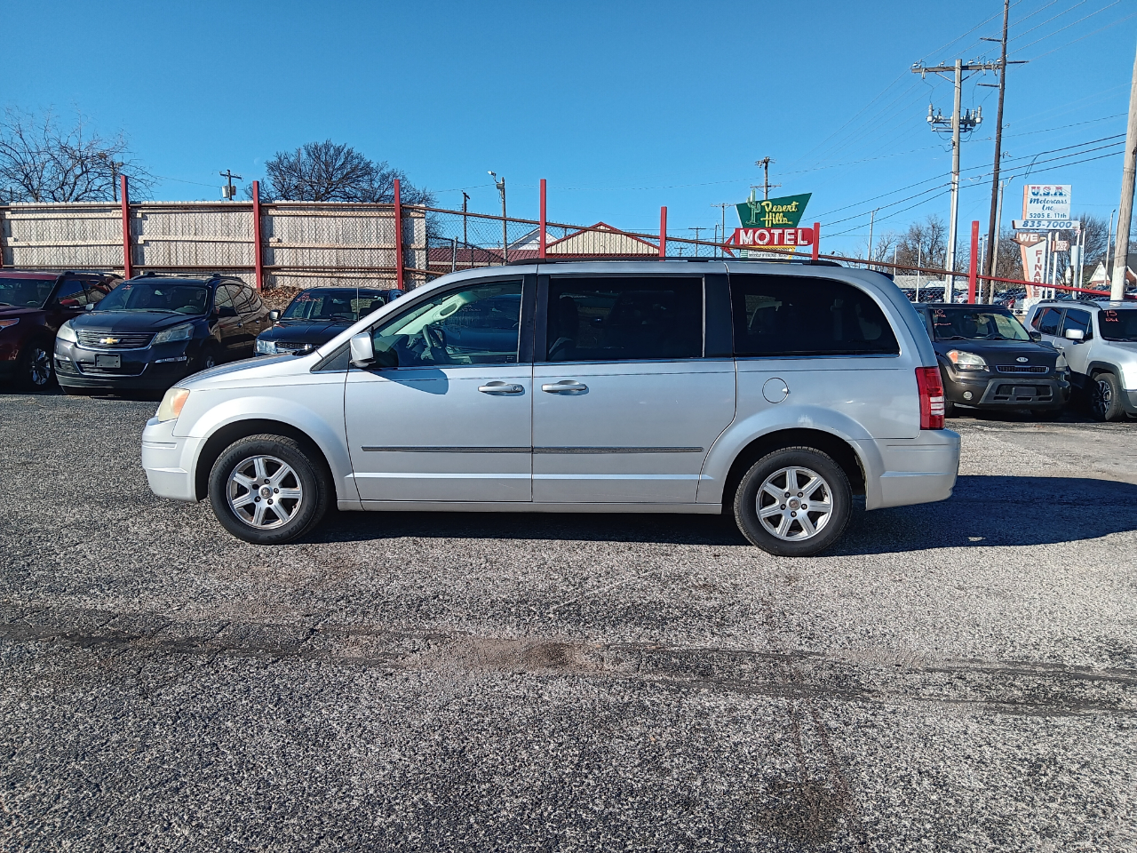 Chrysler Town & Country  2010