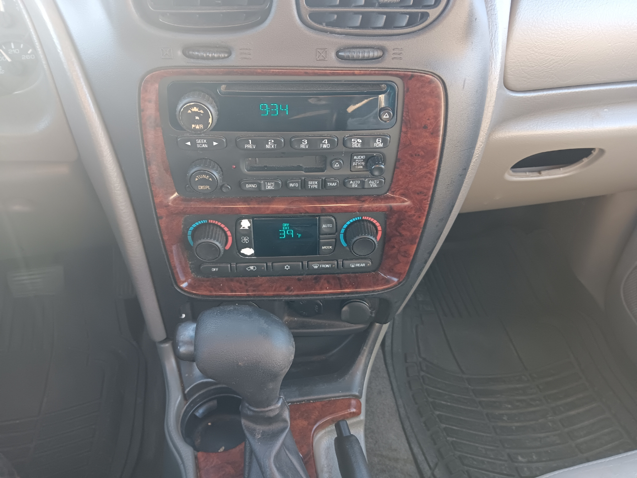 Oldsmobile Bravada  2004