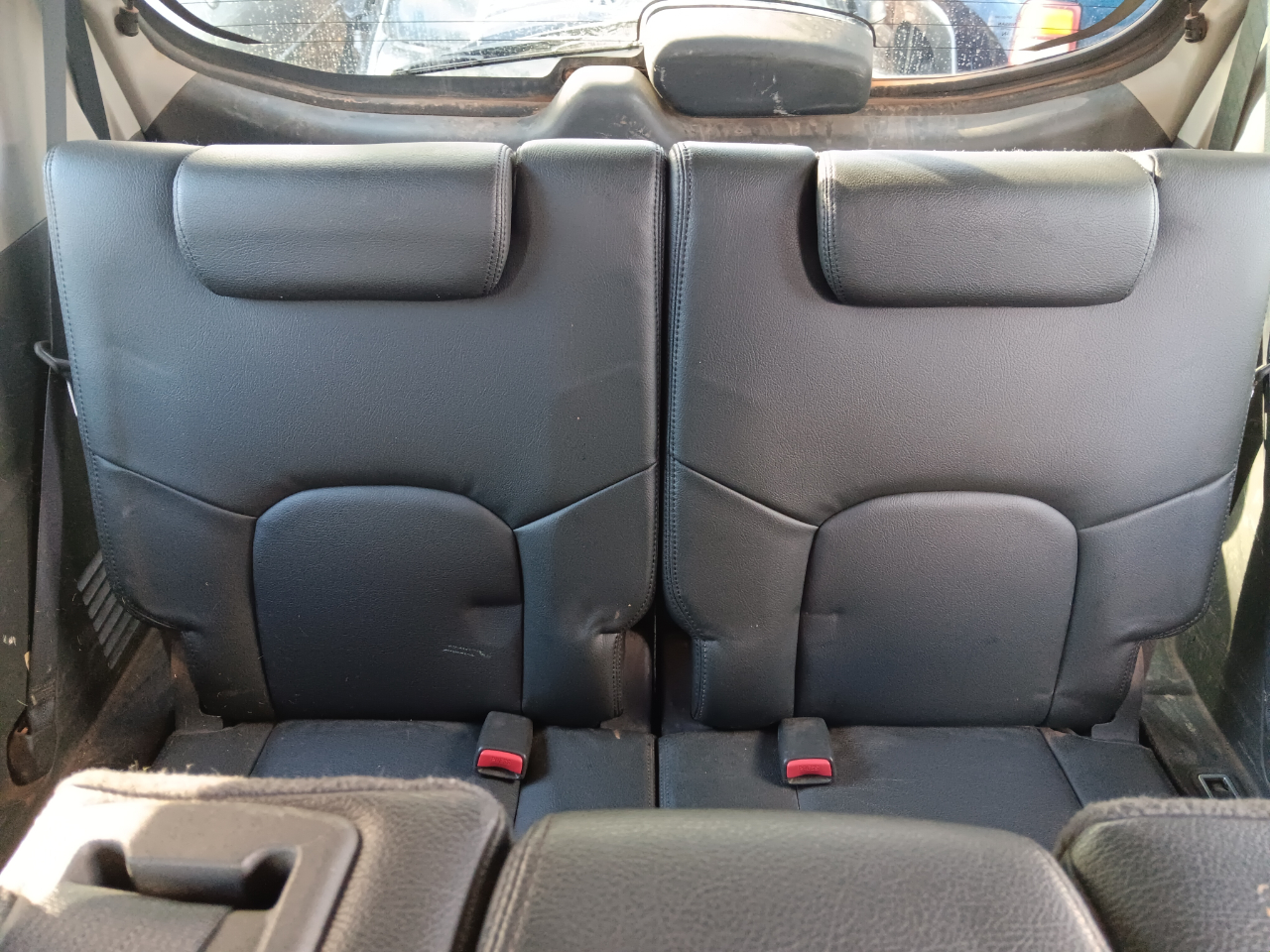 Nissan Pathfinder S 2012