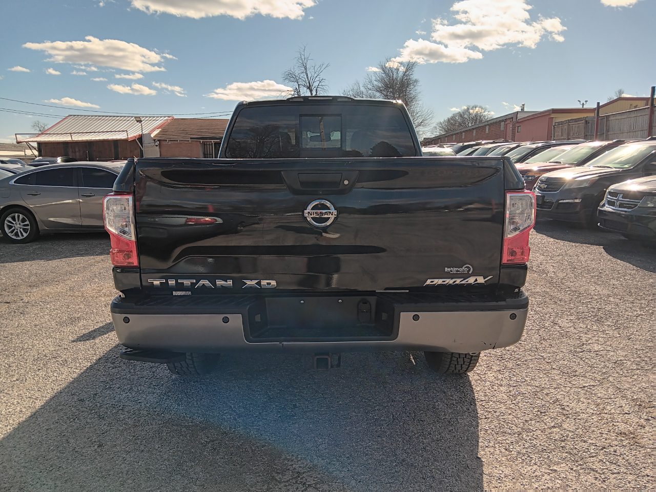 Nissan Titan XD  2017
