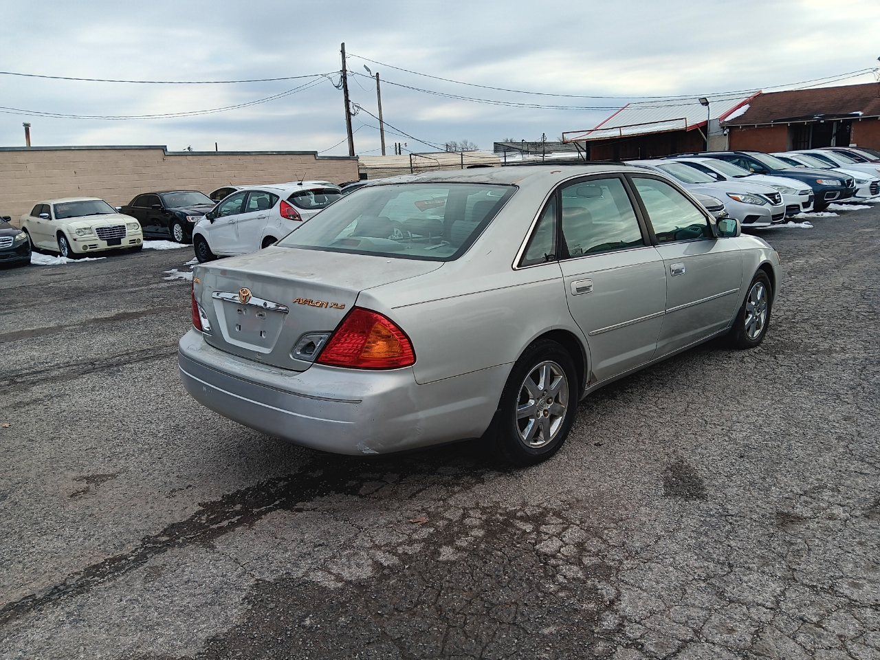 Toyota Avalon XL 2002