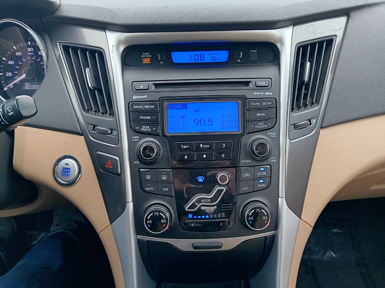 Hyundai Sonata Hybrid Base 2012