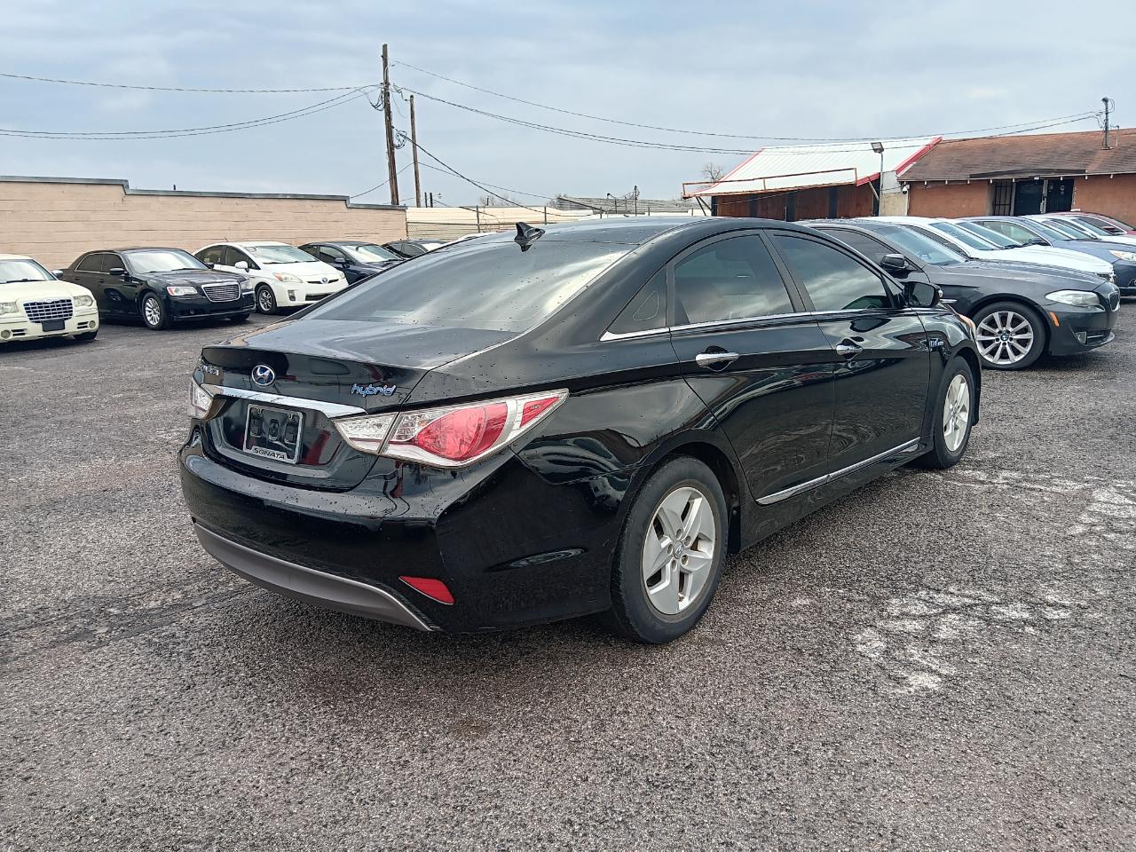 Hyundai Sonata Hybrid  2011