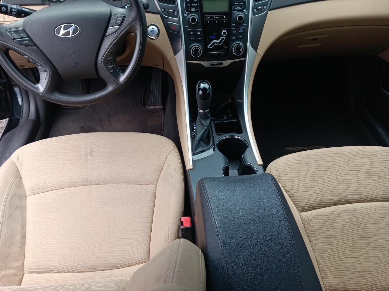 Hyundai Sonata Hybrid  2011