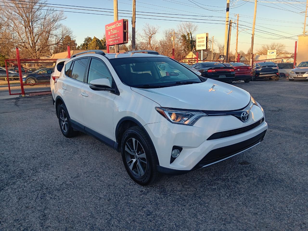 Toyota RAV4 XLE 2016