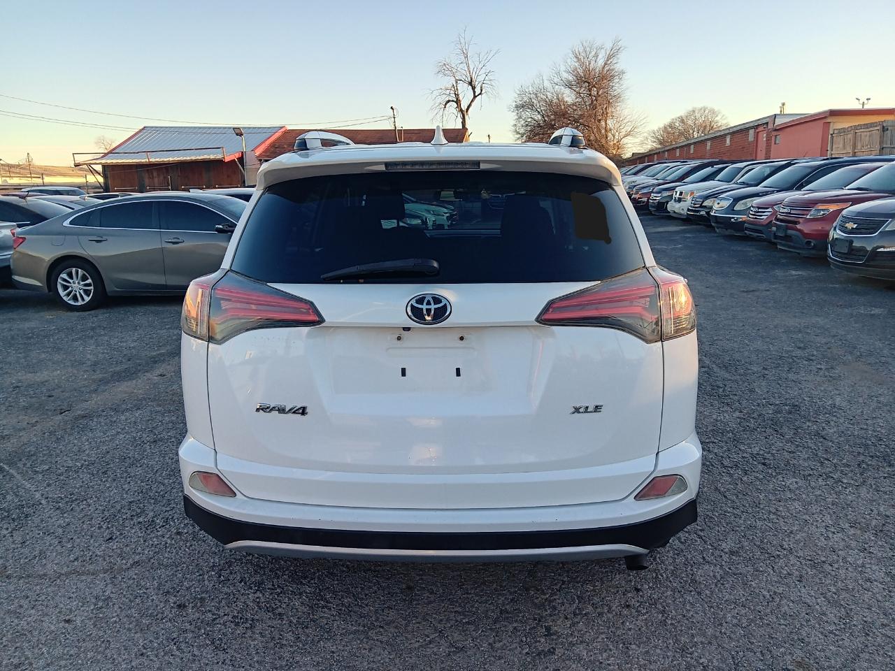 Toyota RAV4 XLE 2016