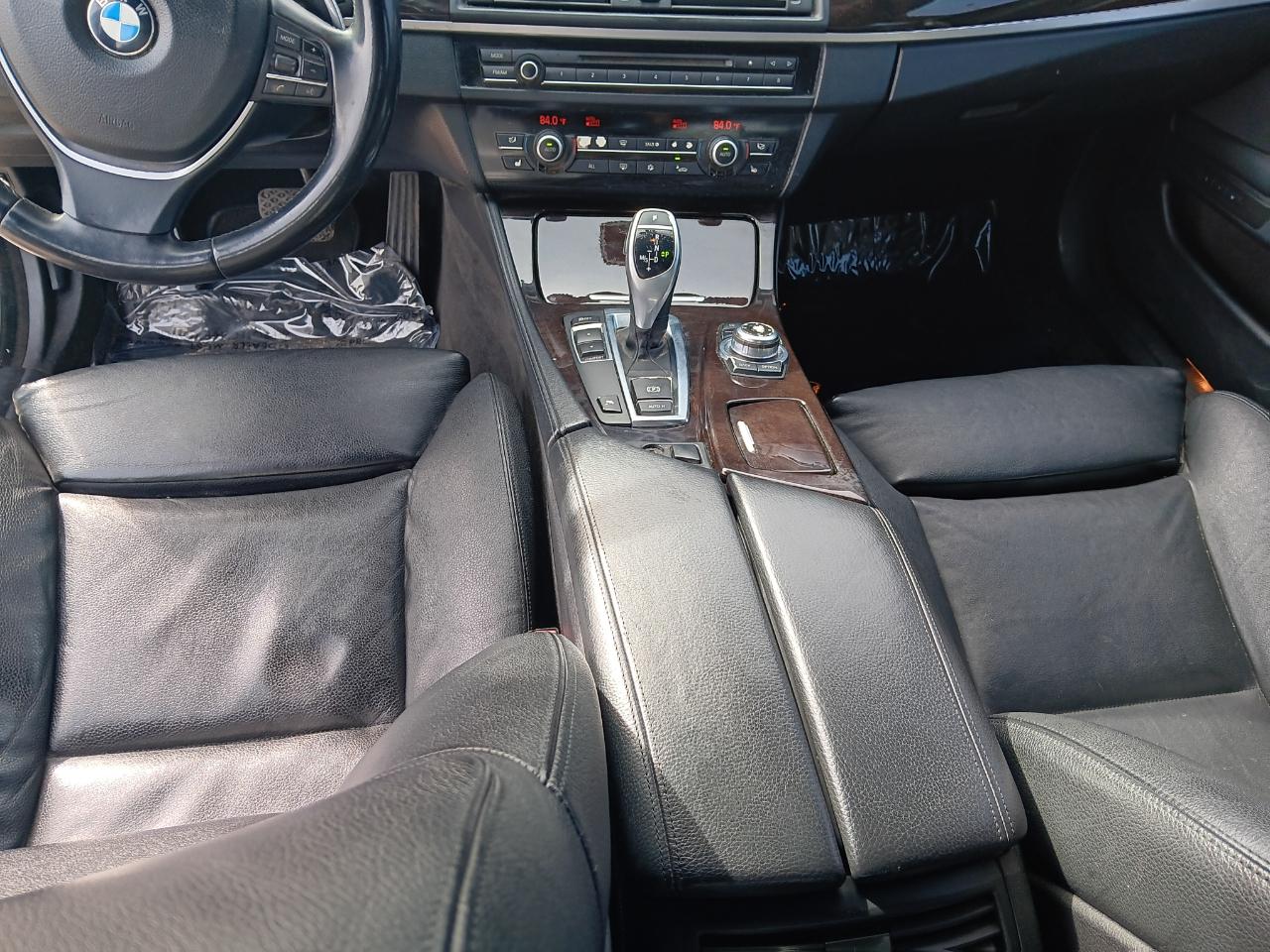 BMW 5-Series 528i 2012