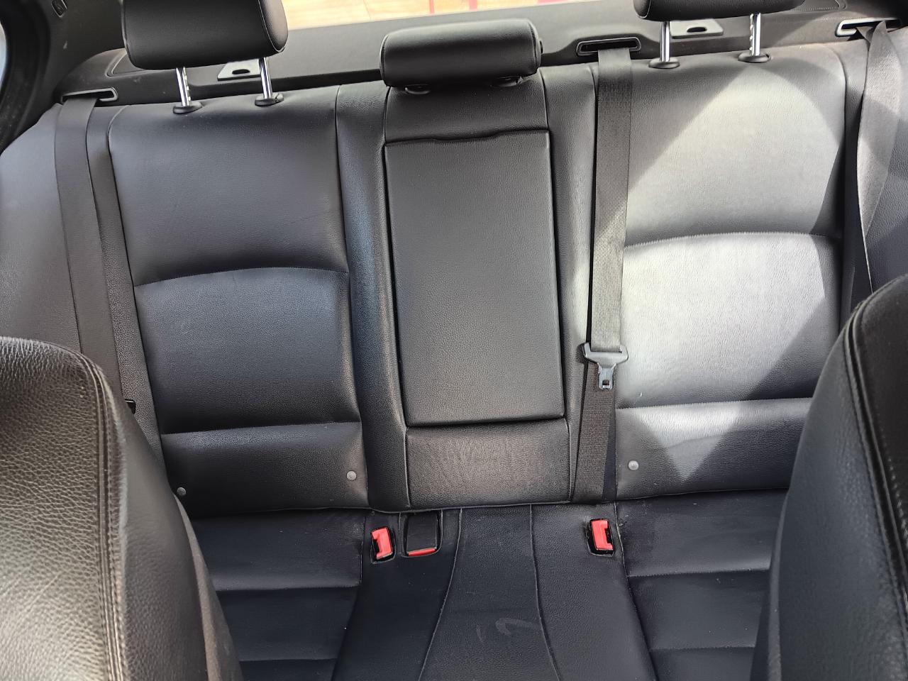 BMW 5-Series 528i 2012