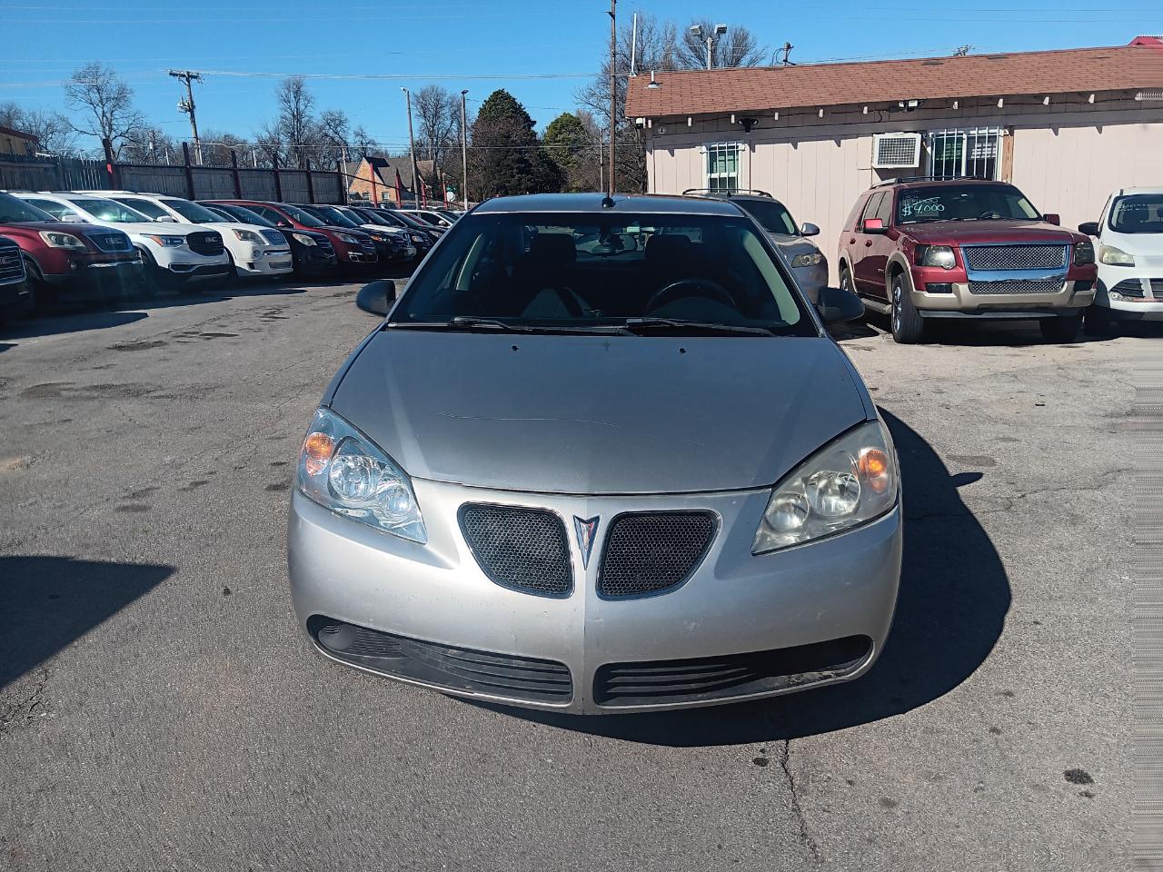 Pontiac G6  2008