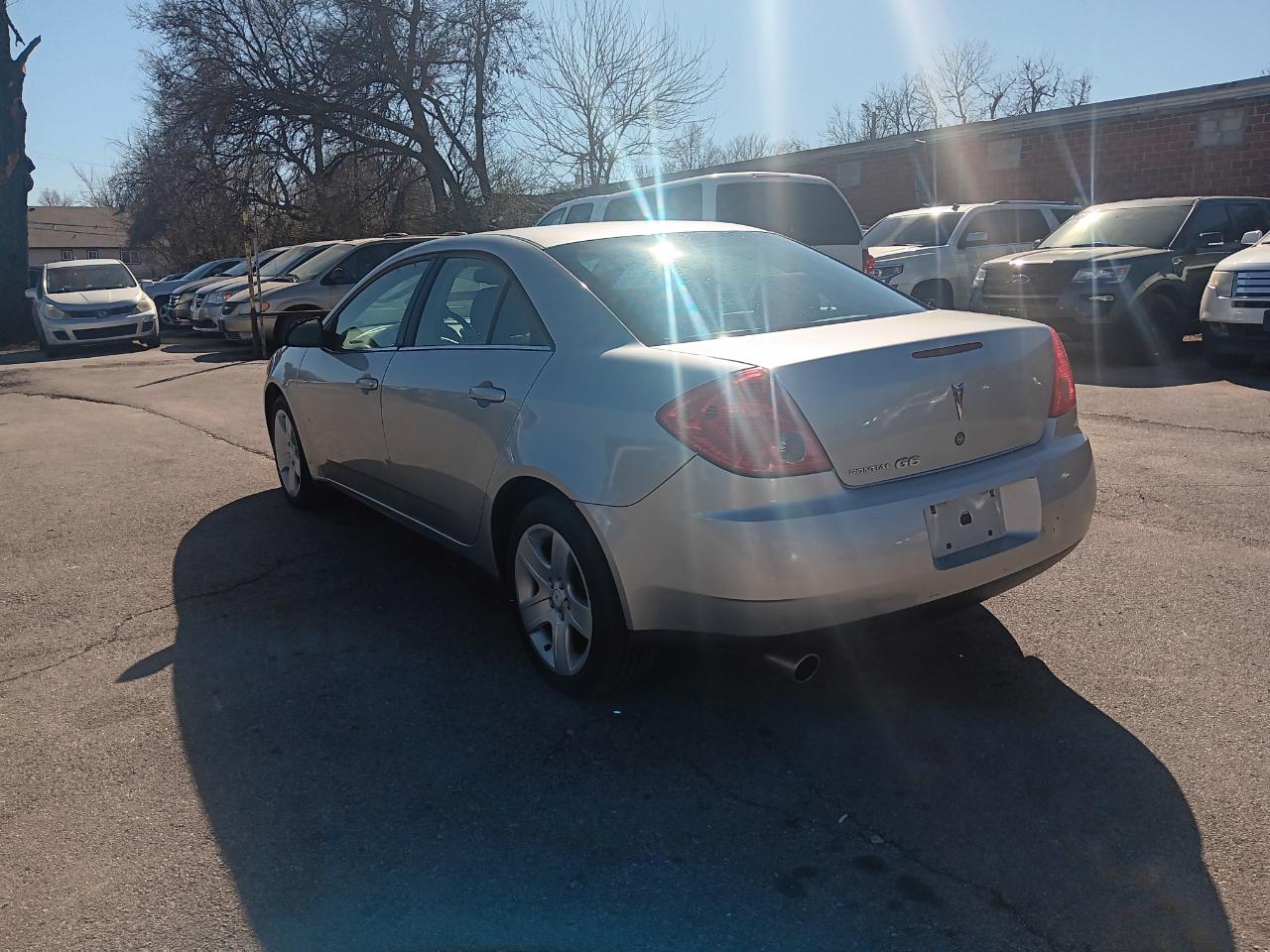 Pontiac G6  2008