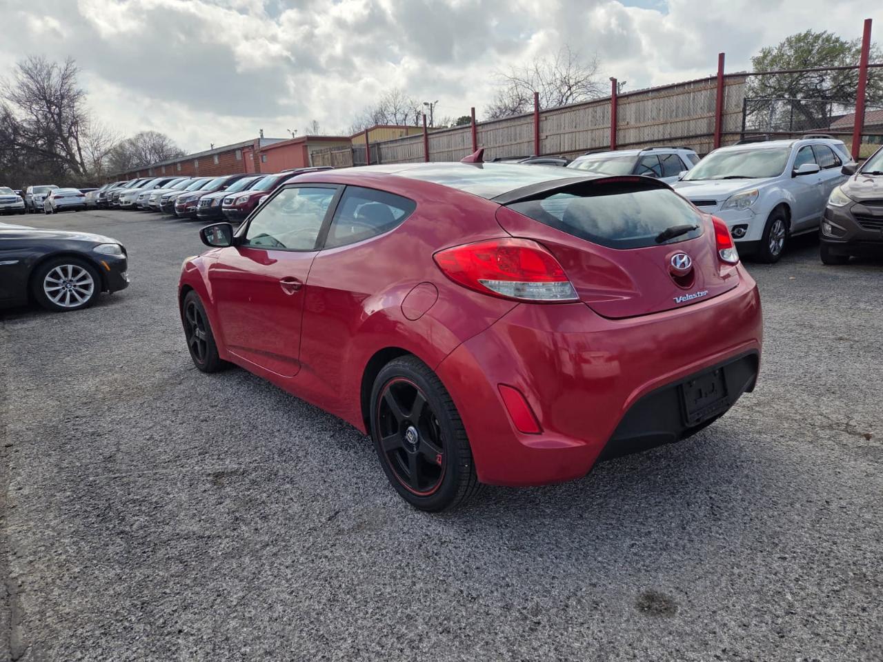 Hyundai Veloster  2014