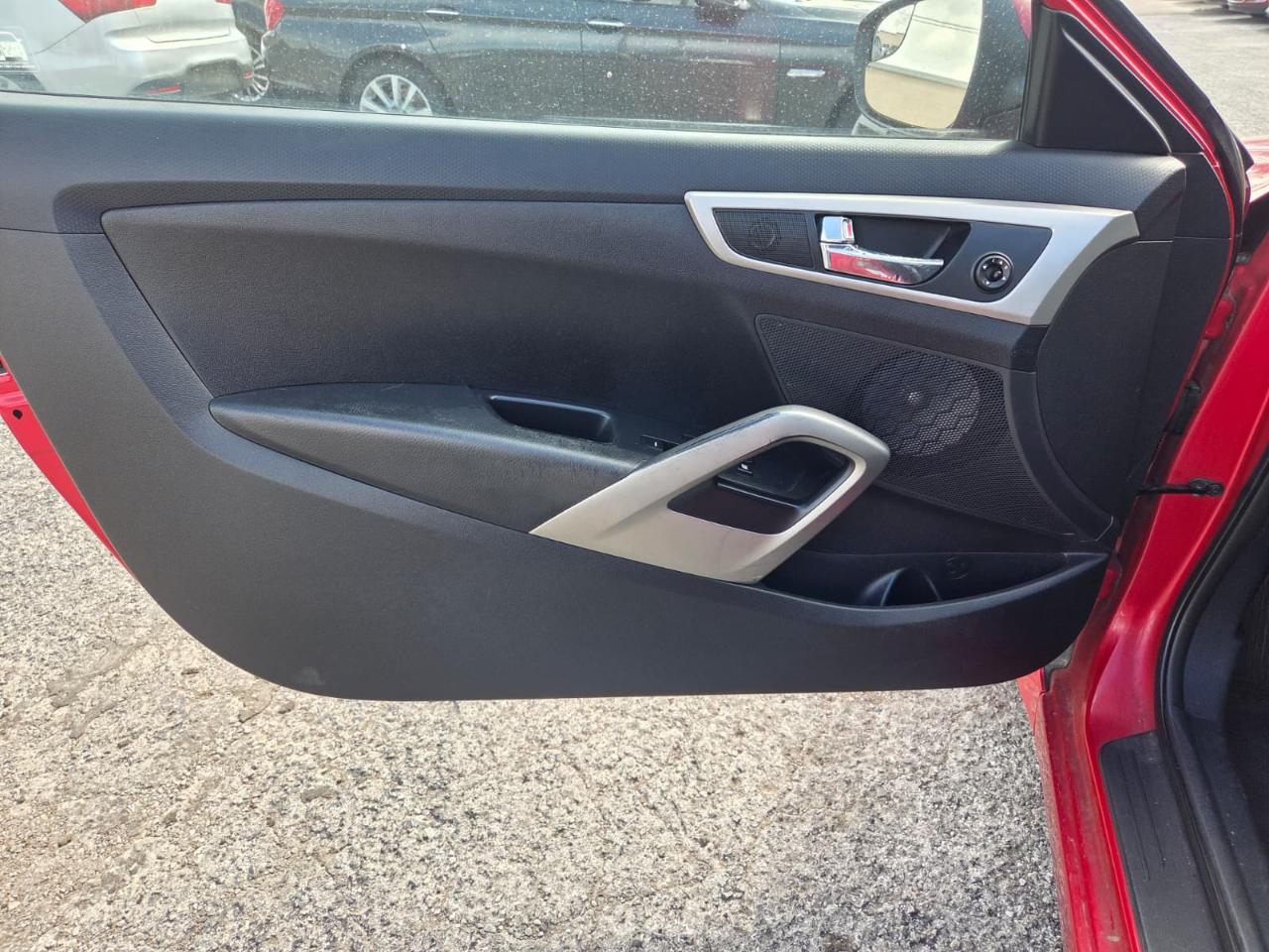 Hyundai Veloster  2014