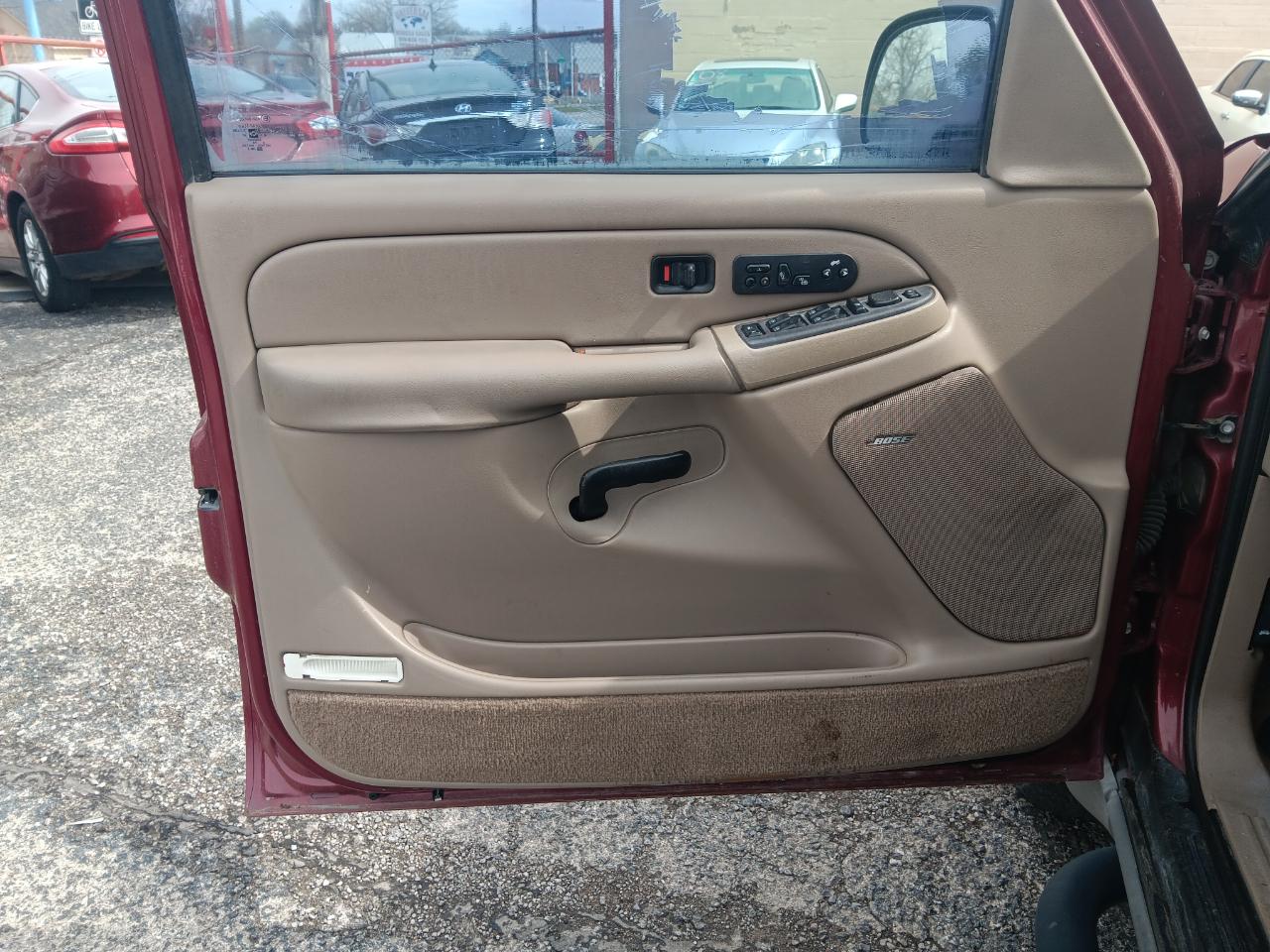 Chevrolet Suburban  2004