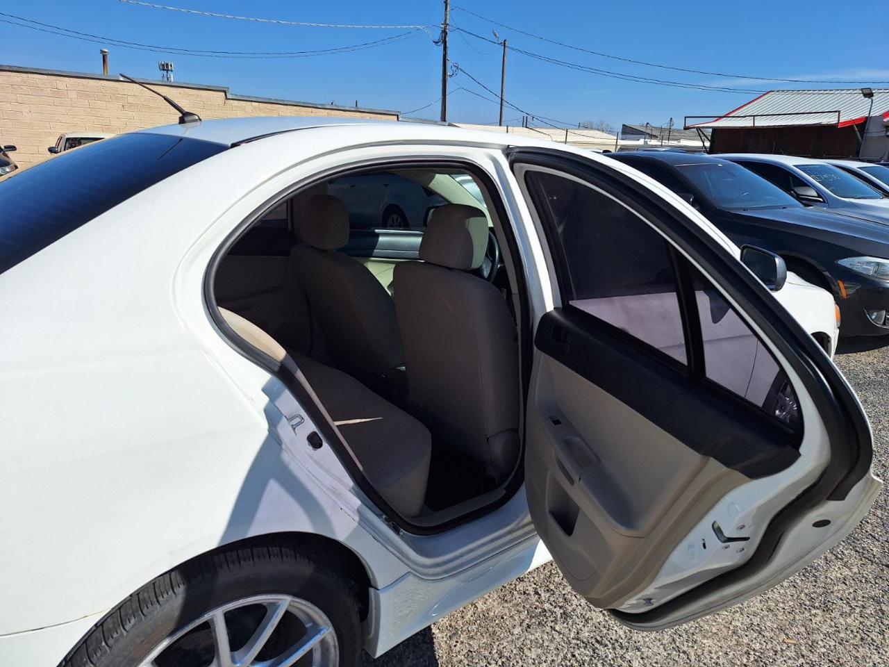 Mitsubishi Lancer  2012